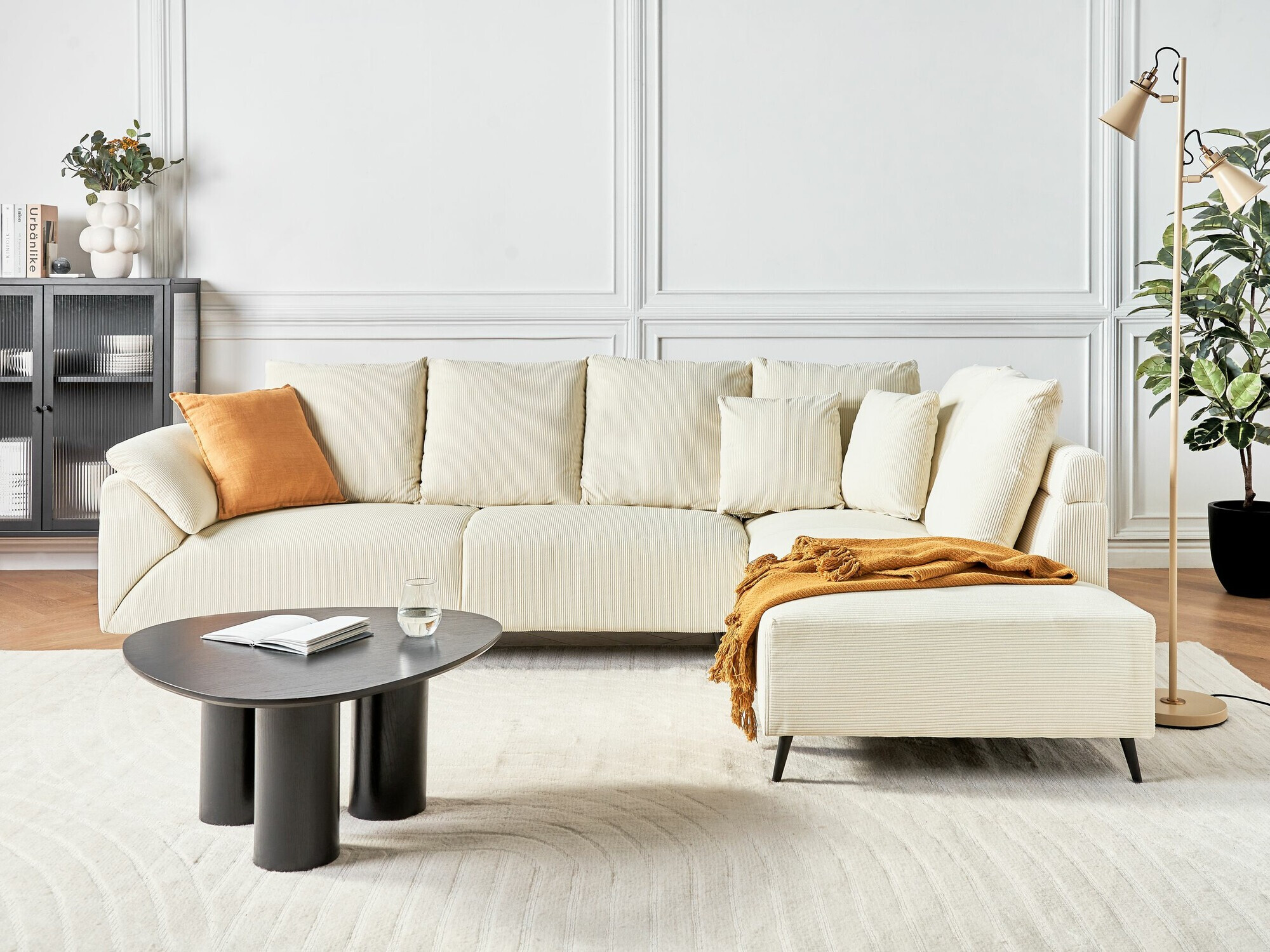 Ъглов диван Berwyn 1320 (Светло бежово)