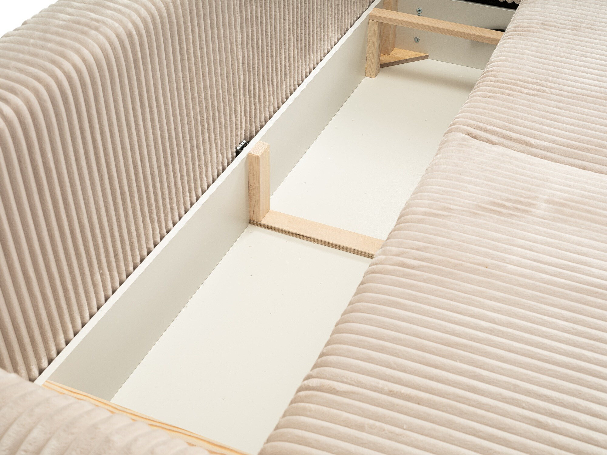 Разтегателен диван Kingston 150 (Tilia 01)