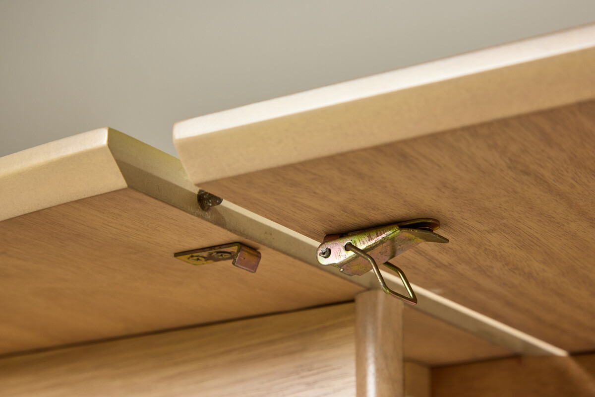 Маса Dallas 4681