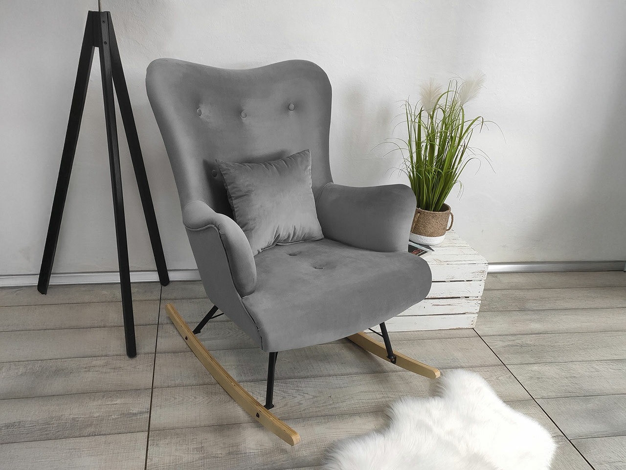 Люлеещ се стол Clovis 101 (Magic Velvet 2217)