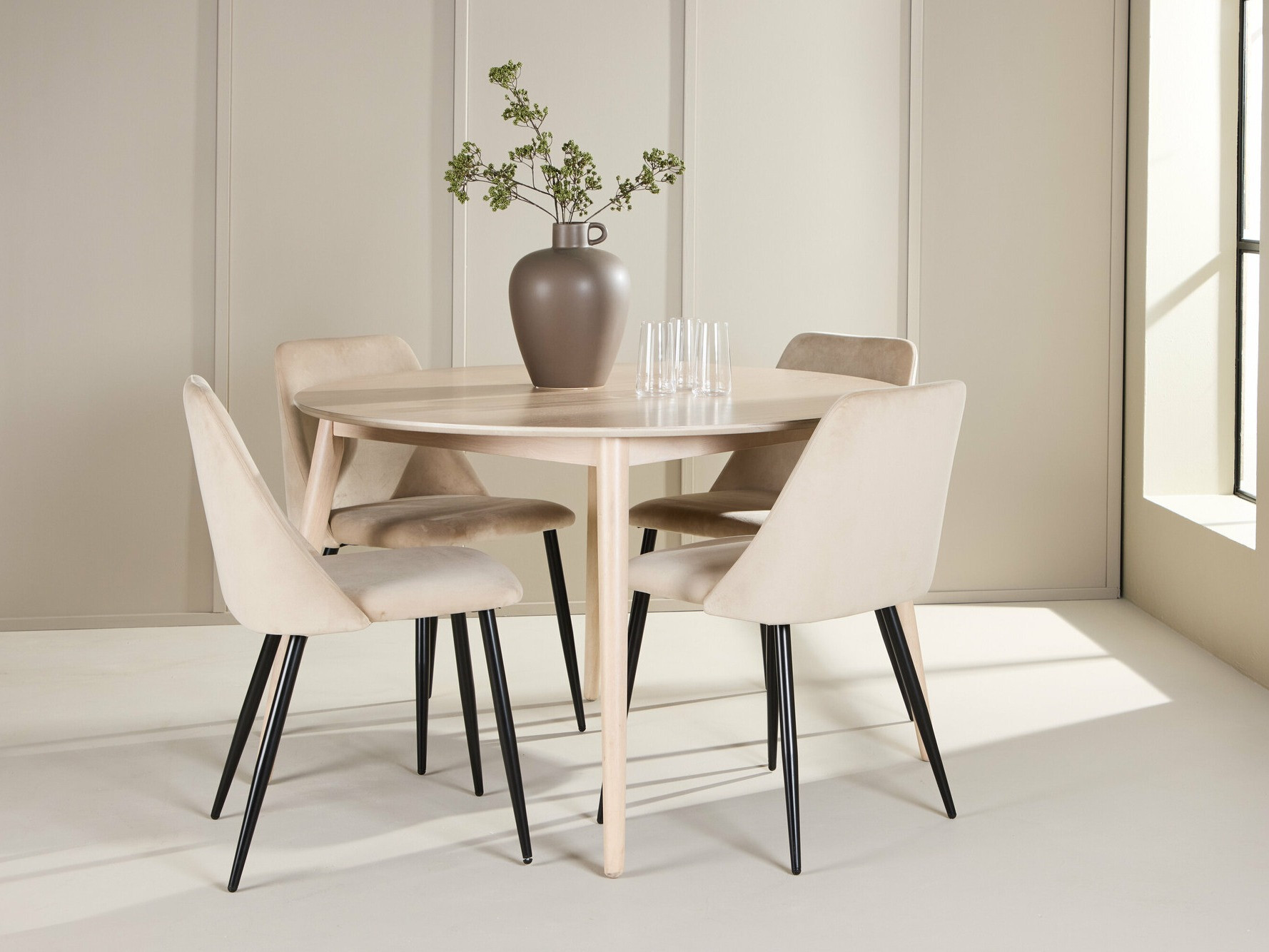 Маса и столове за трапезария Dallas 4759