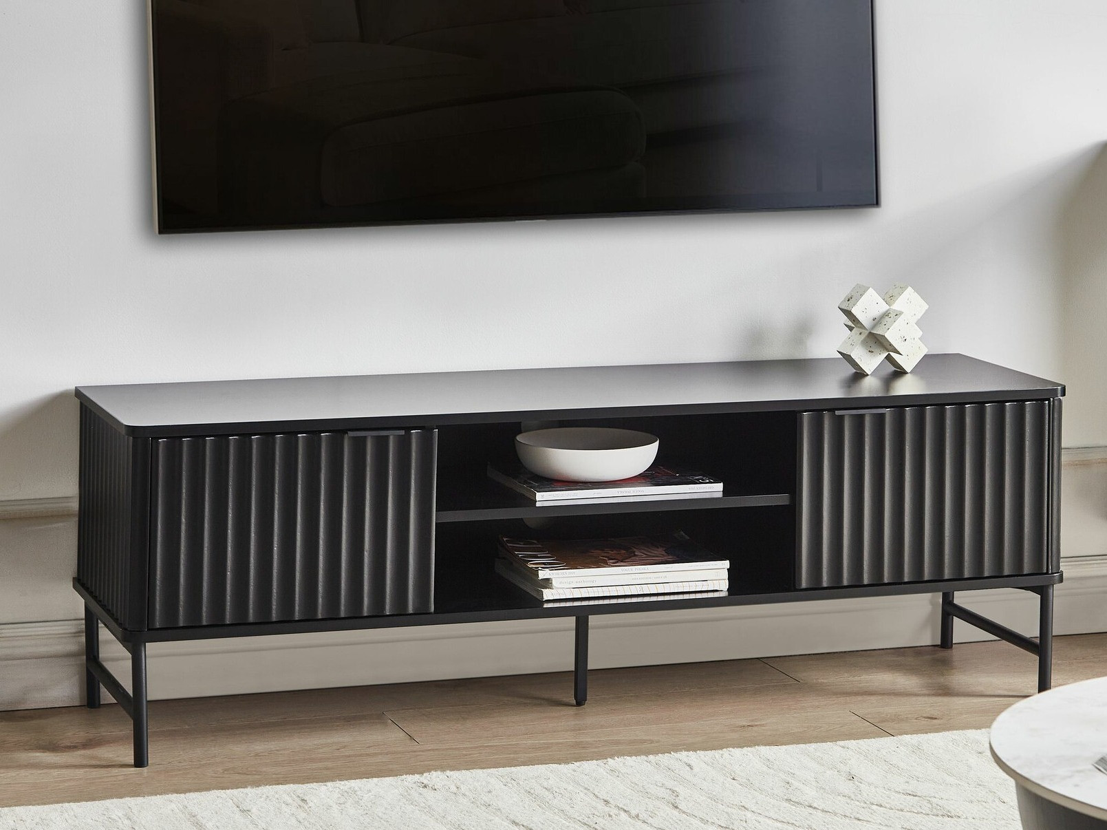 ТВ шкаф Berwyn 2575 (Черен)