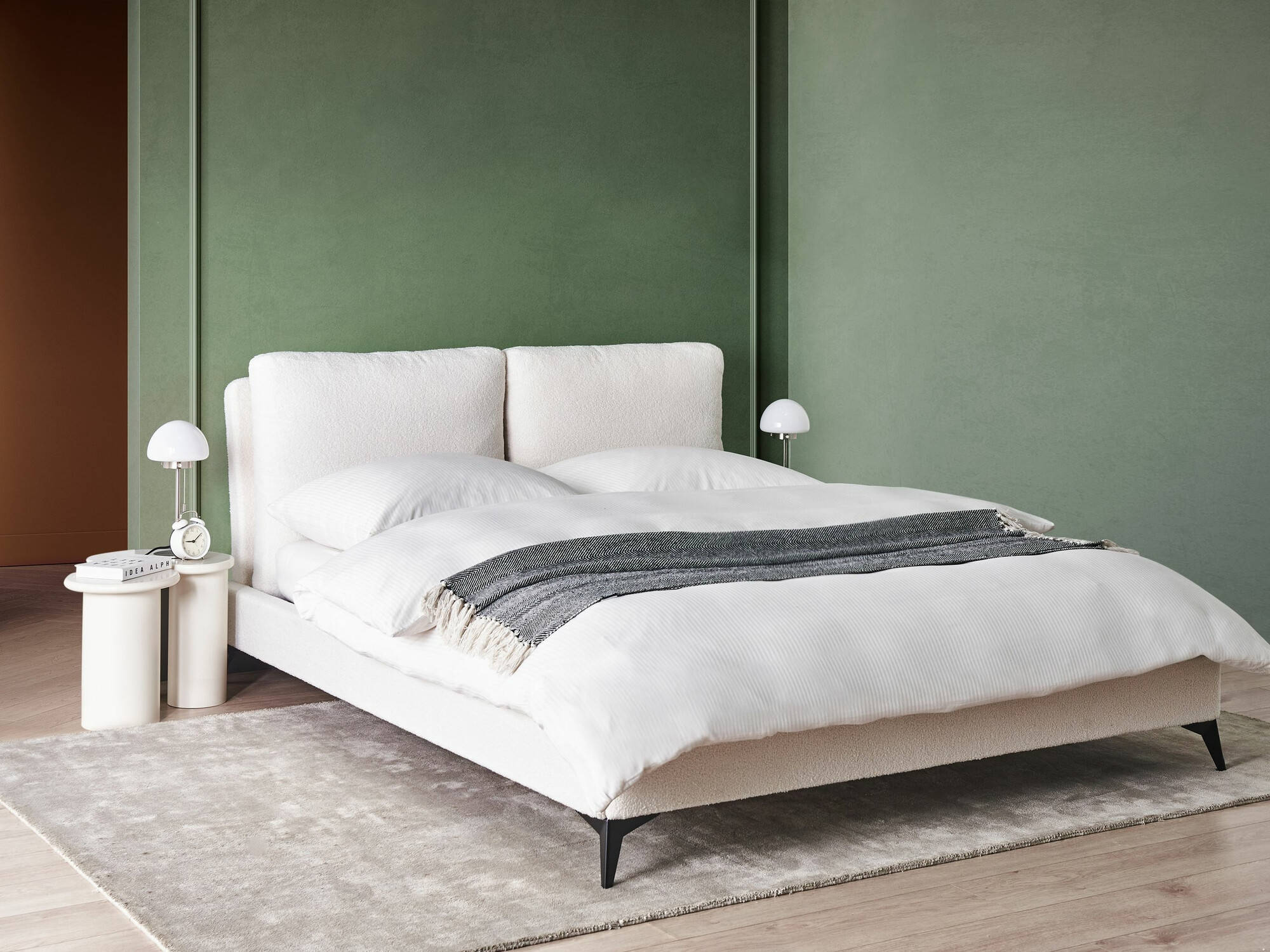 Легло Berwyn 422 (Бял)