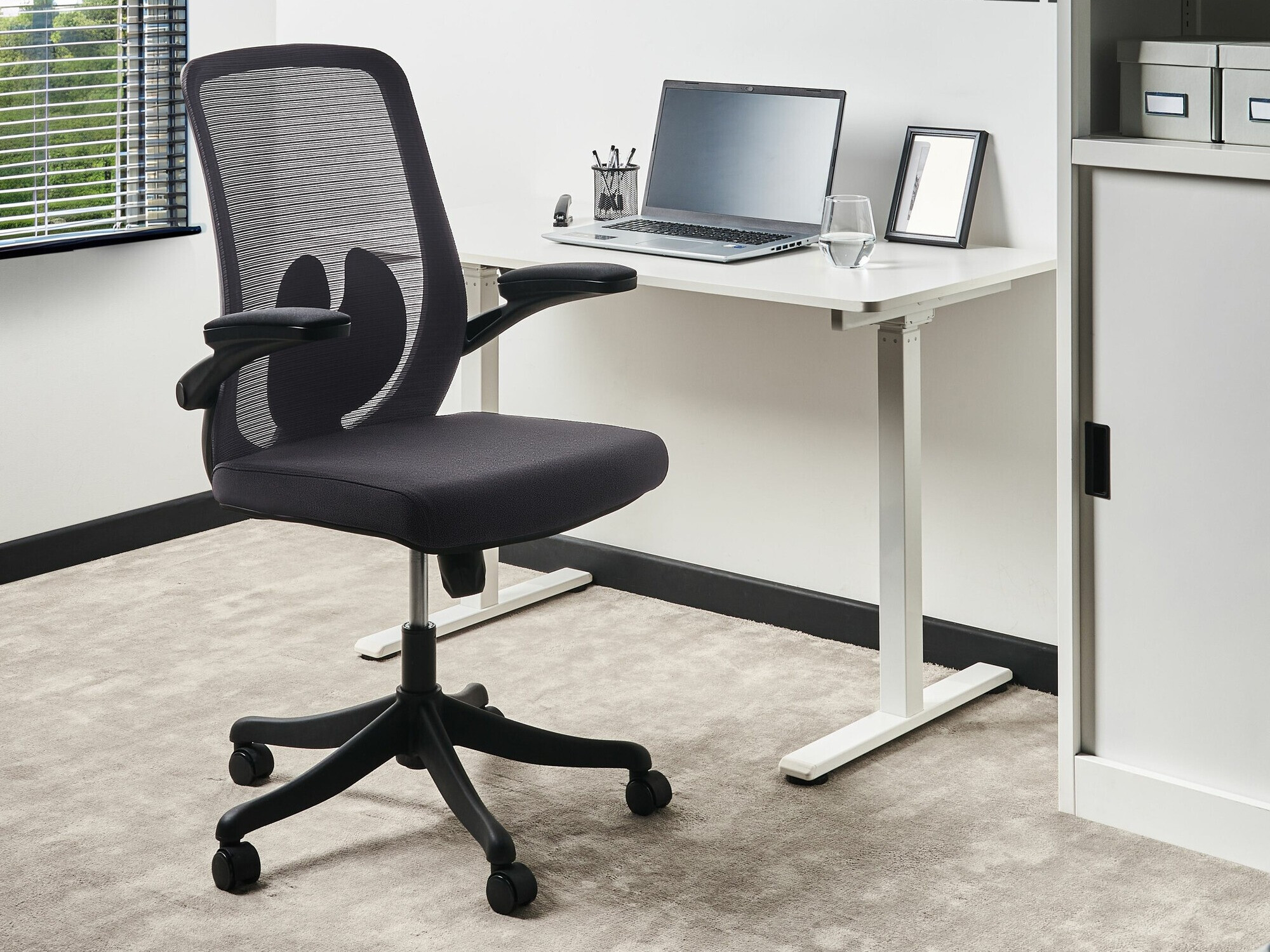 Офис стол Berwyn 2687 (Черен)