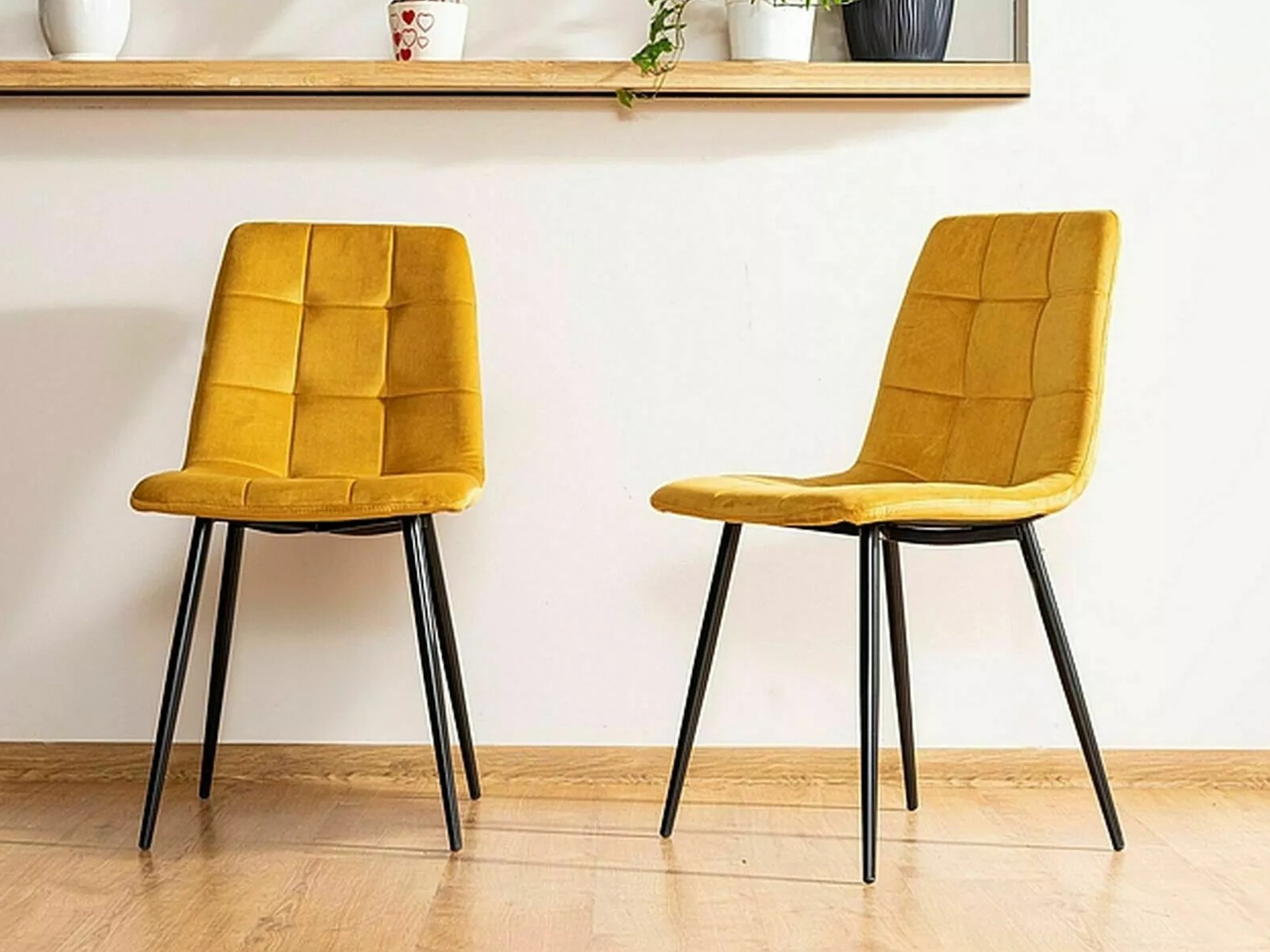 Стол Detroit 755 (Жълт)