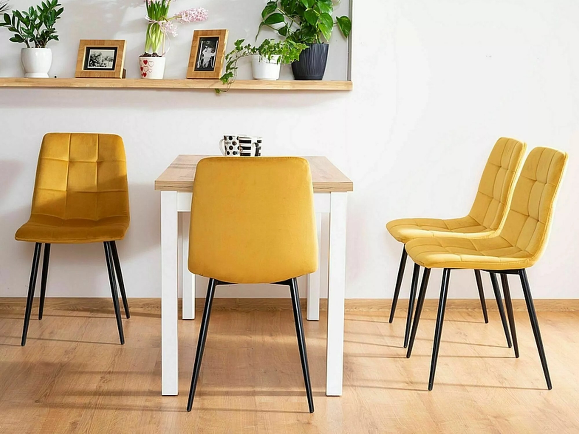 Стол Detroit 755 (Жълт)