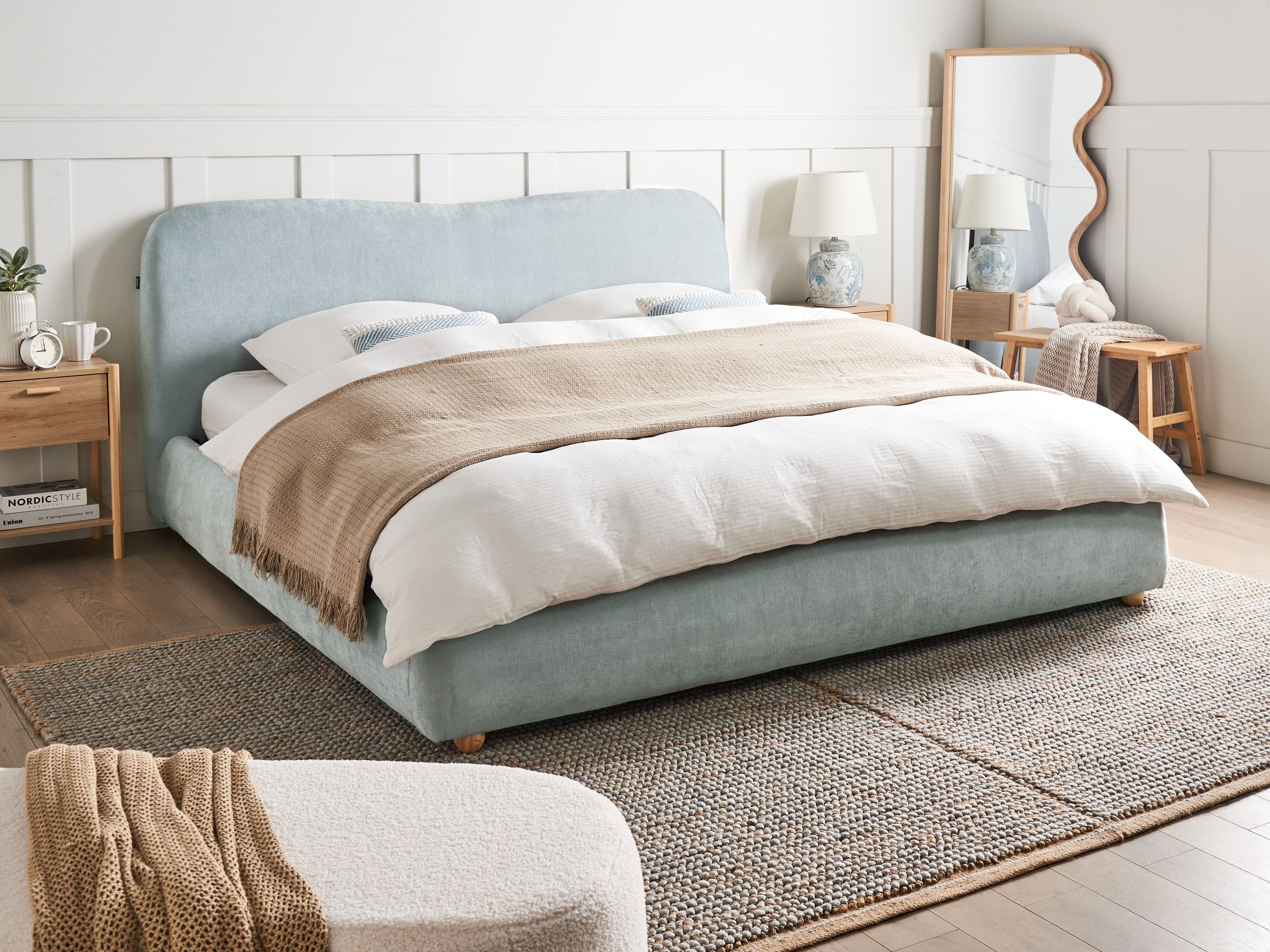 Легло Berwyn 2735 (Светлосиньо)