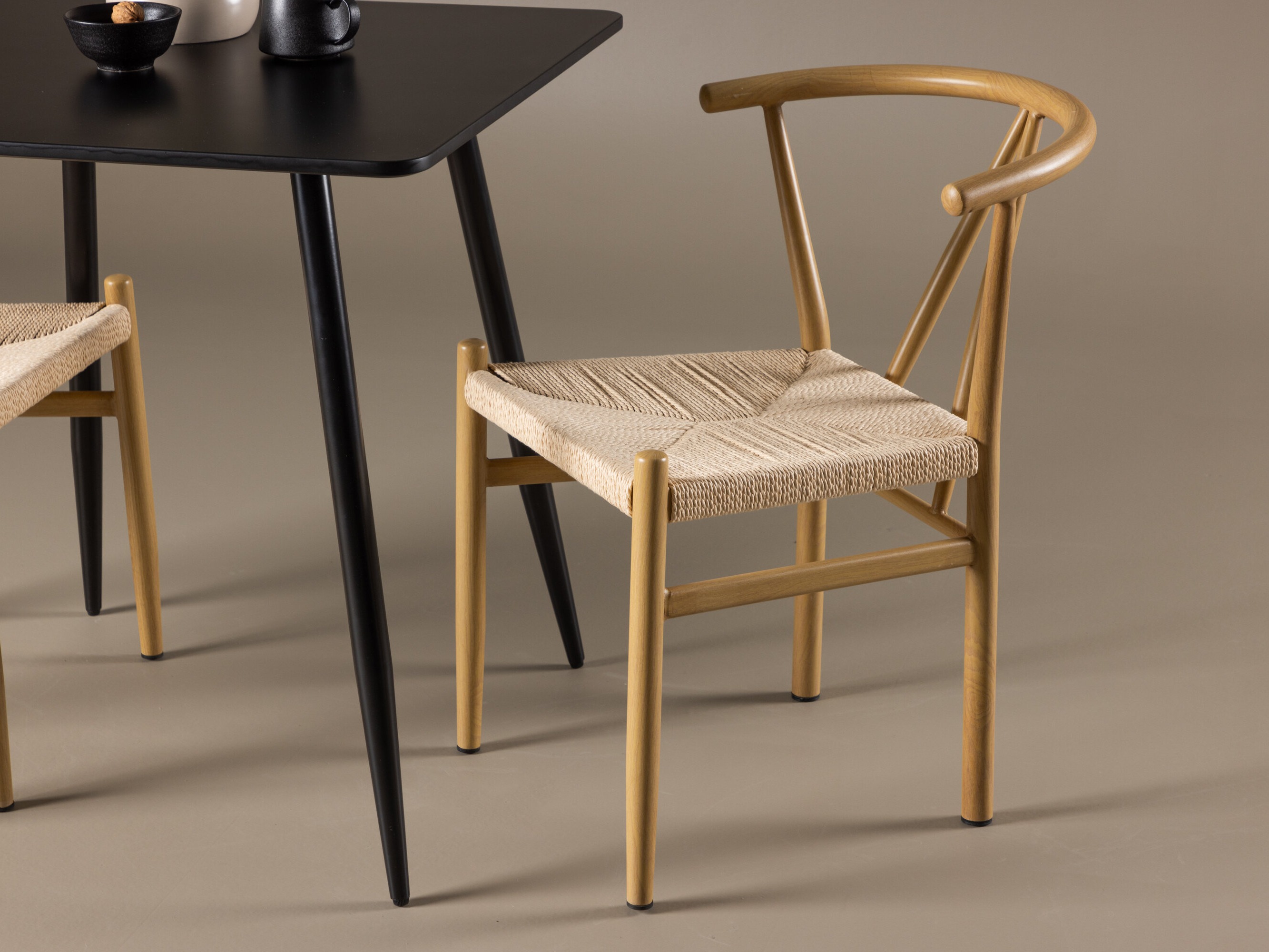 Маса и столове за трапезария Dallas 4920 (Бежов + Светлокафяво)