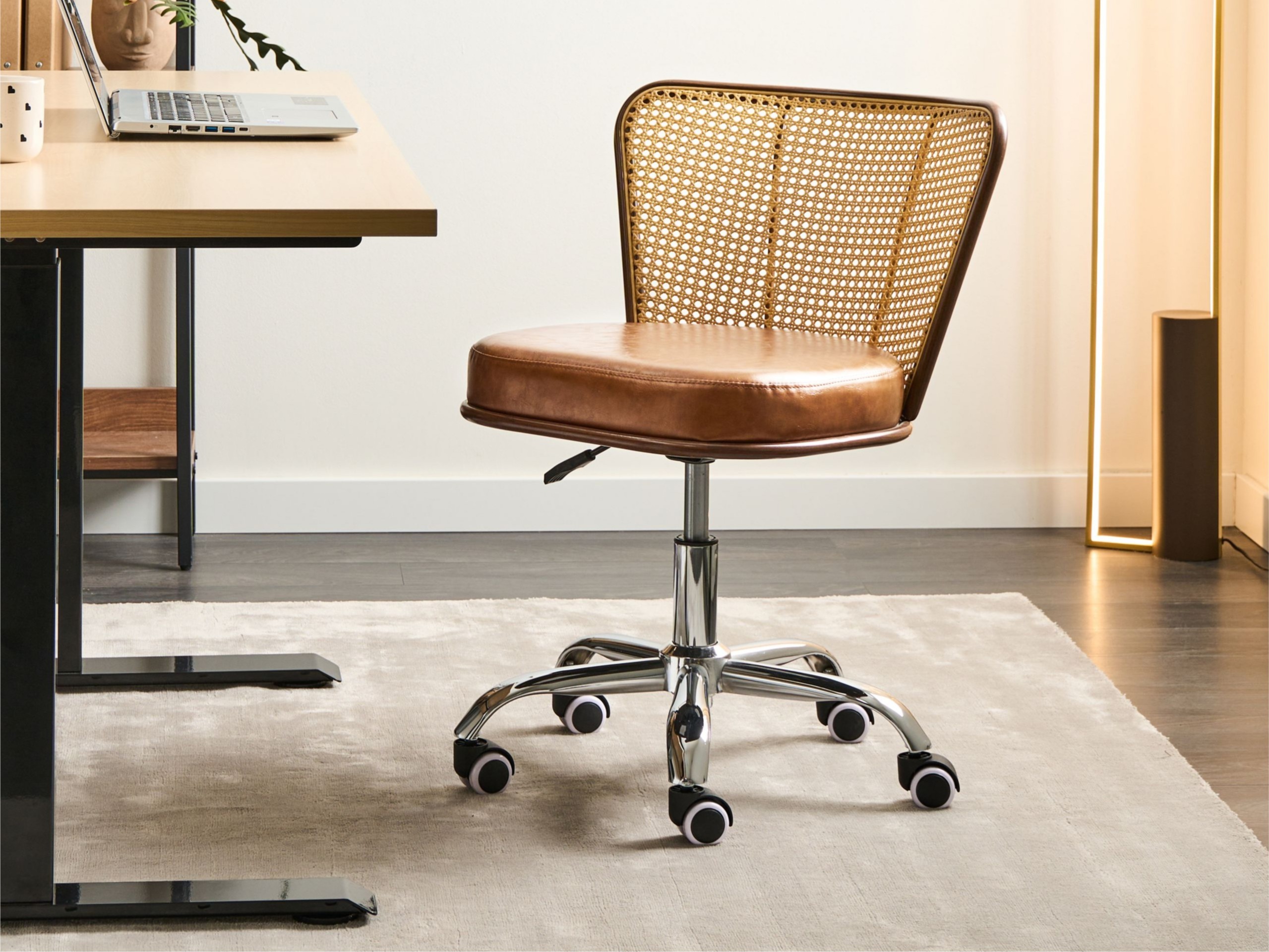 Офис стол Berwyn 2782