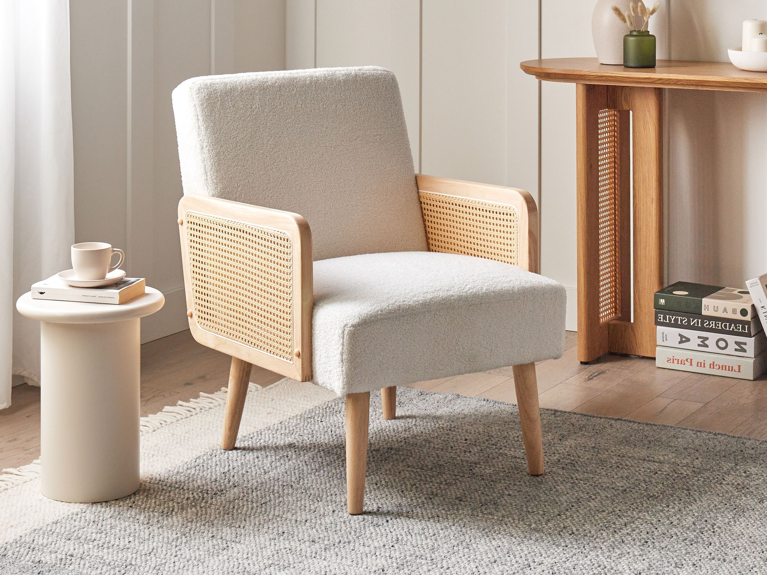 Фотьойл Berwyn 2816 (Бял)