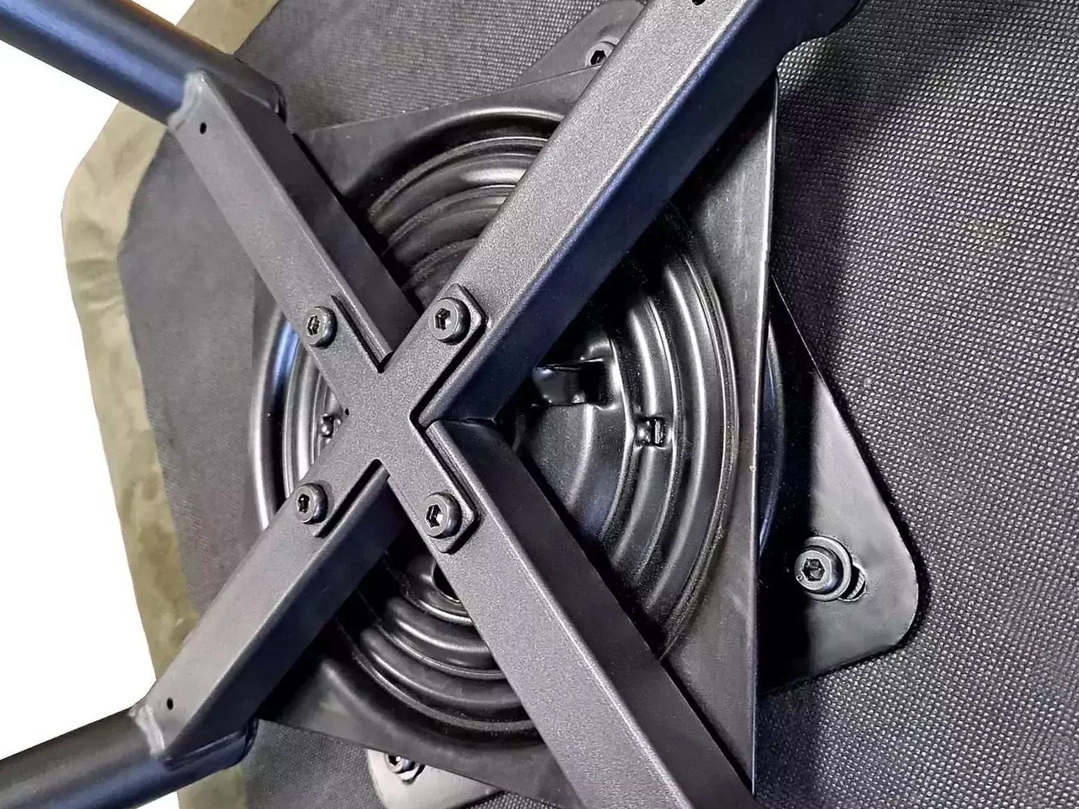 Стол Detroit 867 (Бежов)