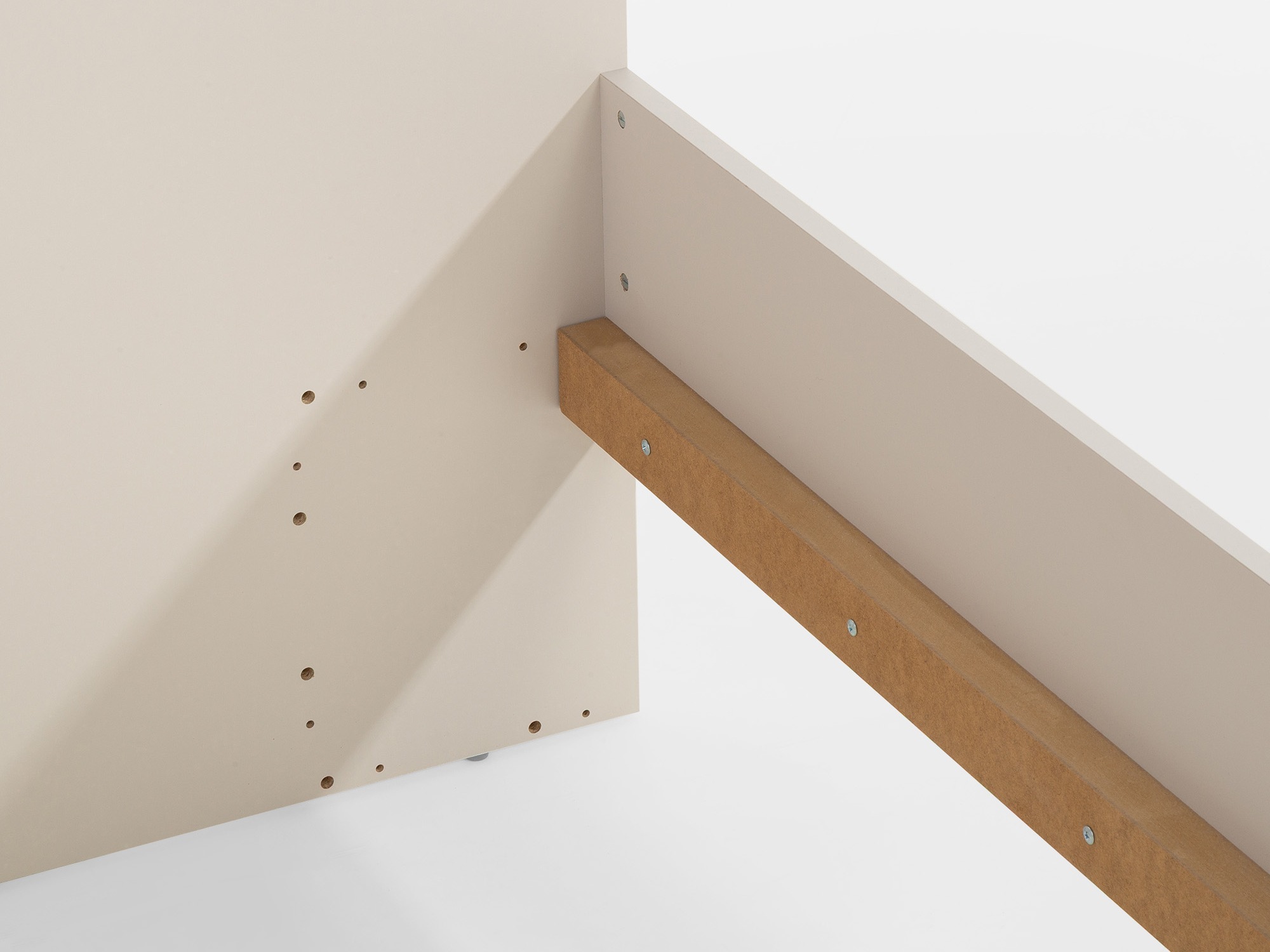 Легло Mavdori 107