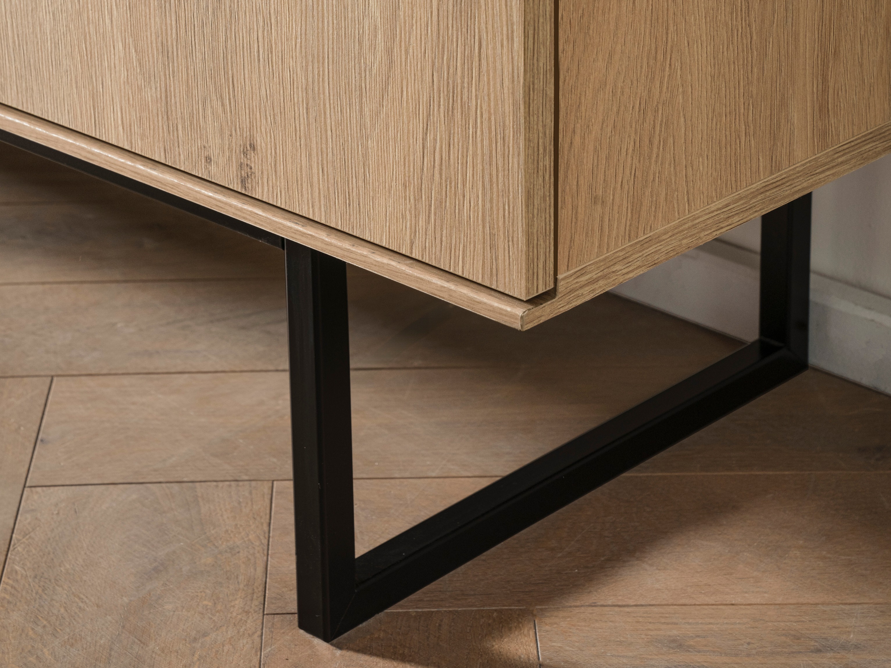 Шкаф Bentesa 104