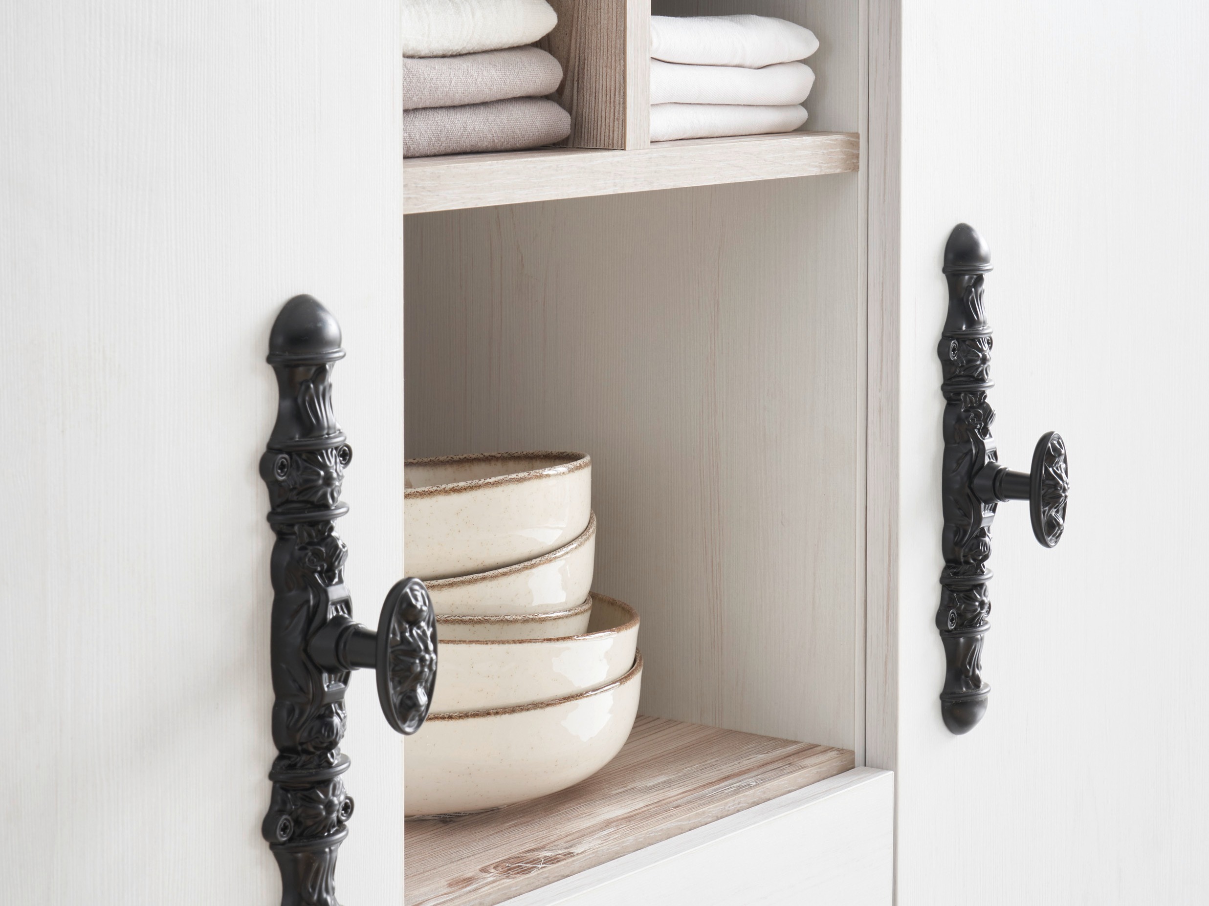 Модулен шкаф с чекмедже и врати Flora 100