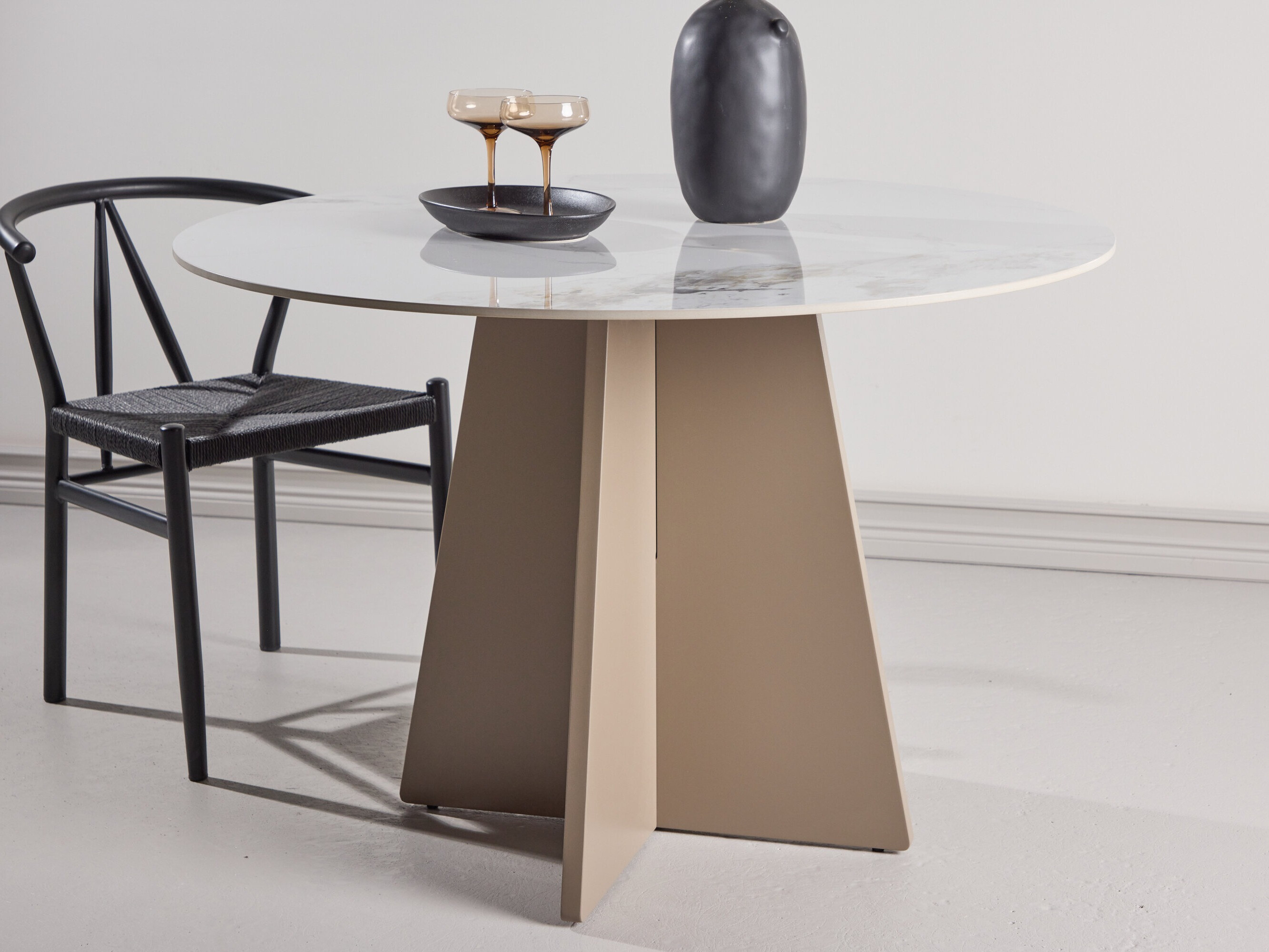 Маса Dallas 4451 (Бял мрамор + Бежов)