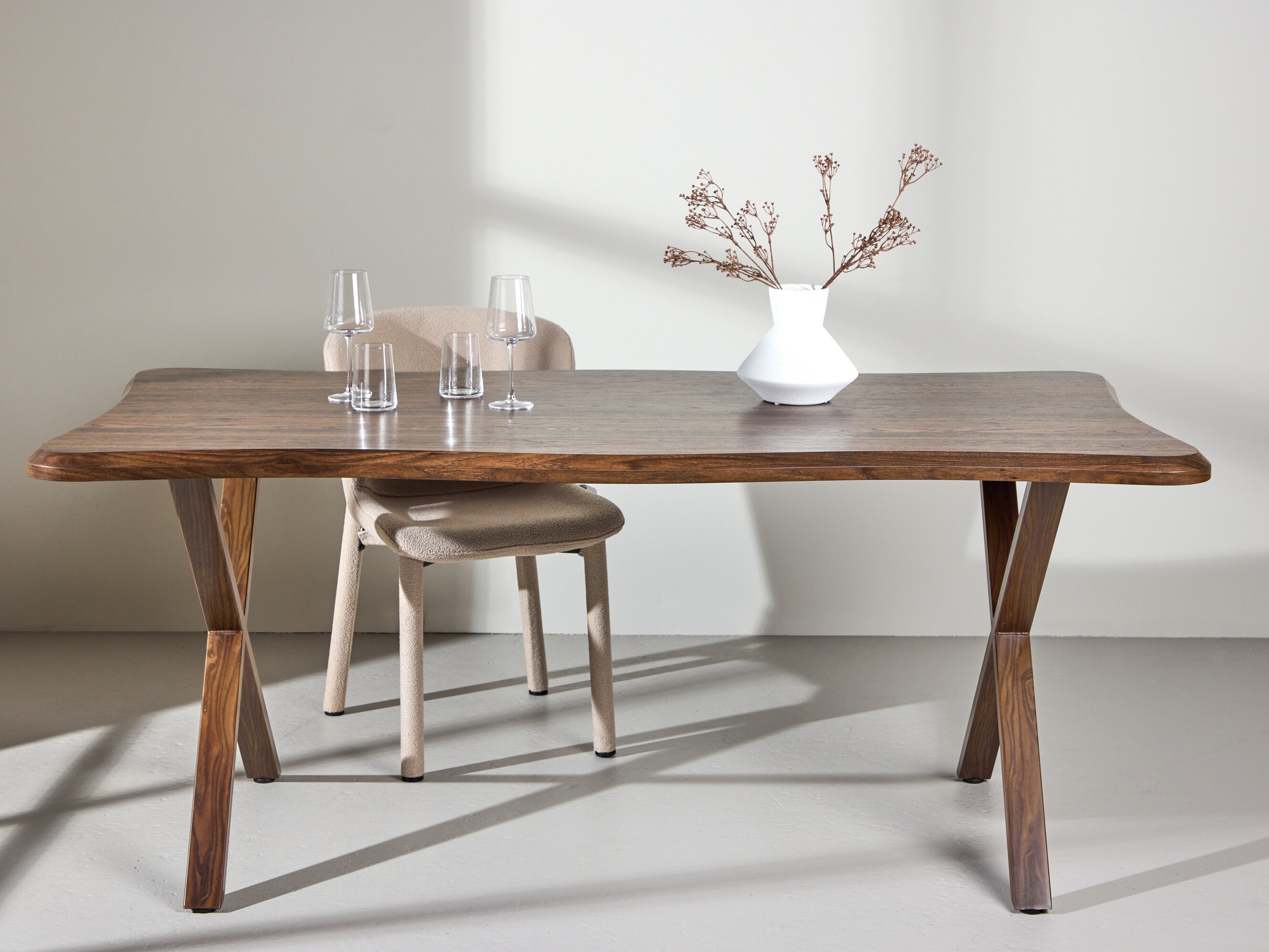 Маса Dallas 4943