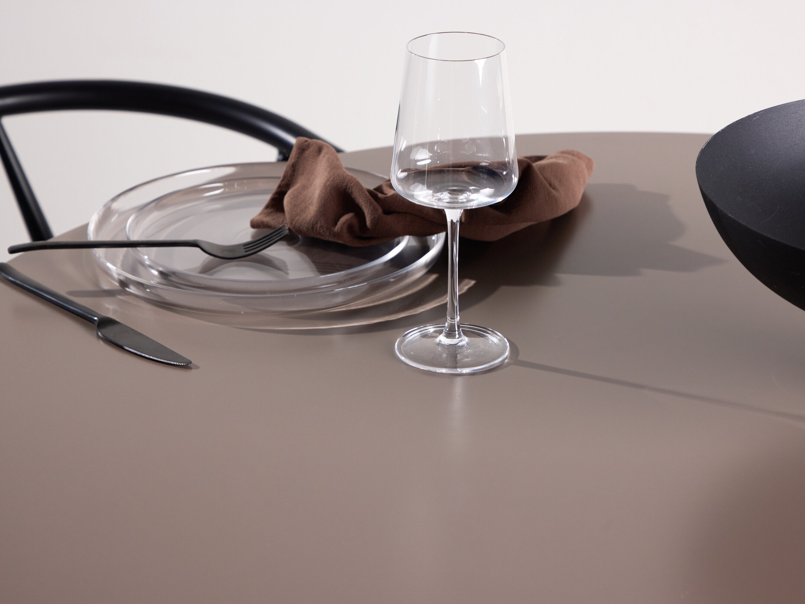 Маса Dallas 4446 (Тъмнокафяв)