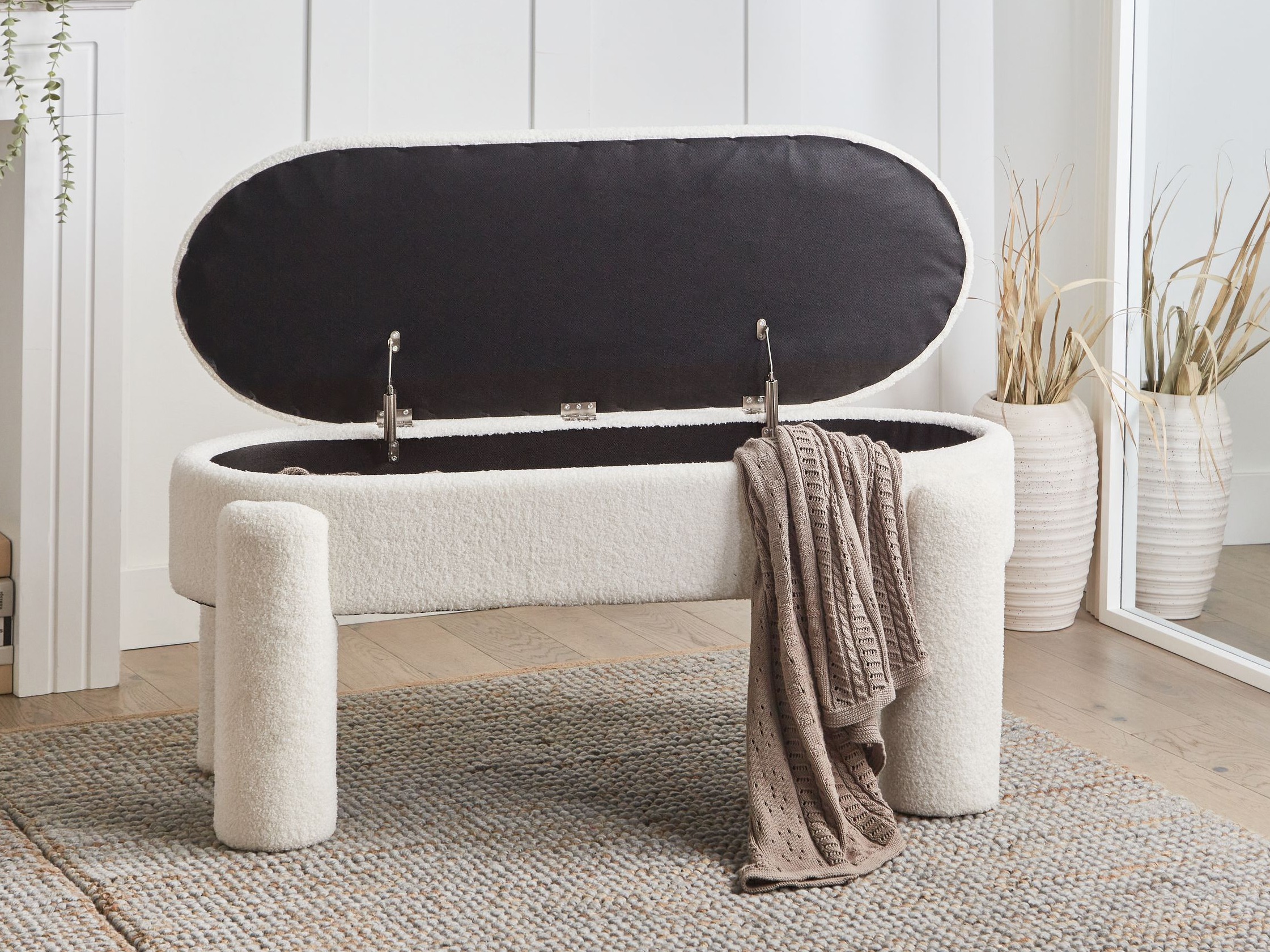 Тапицирана пейка Berwyn 2878