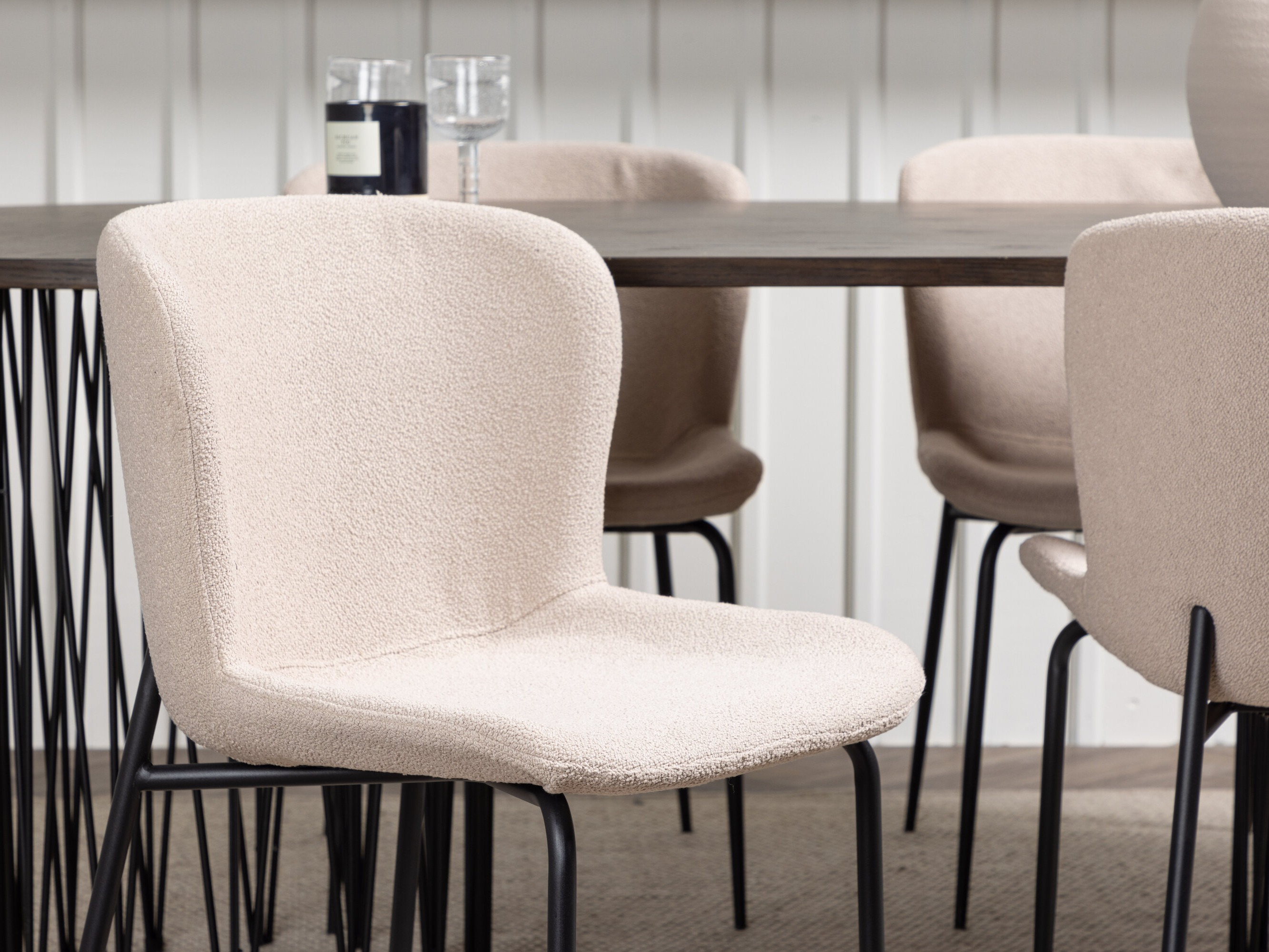 Маса и столове за трапезария Dallas 5065 (Бежов)