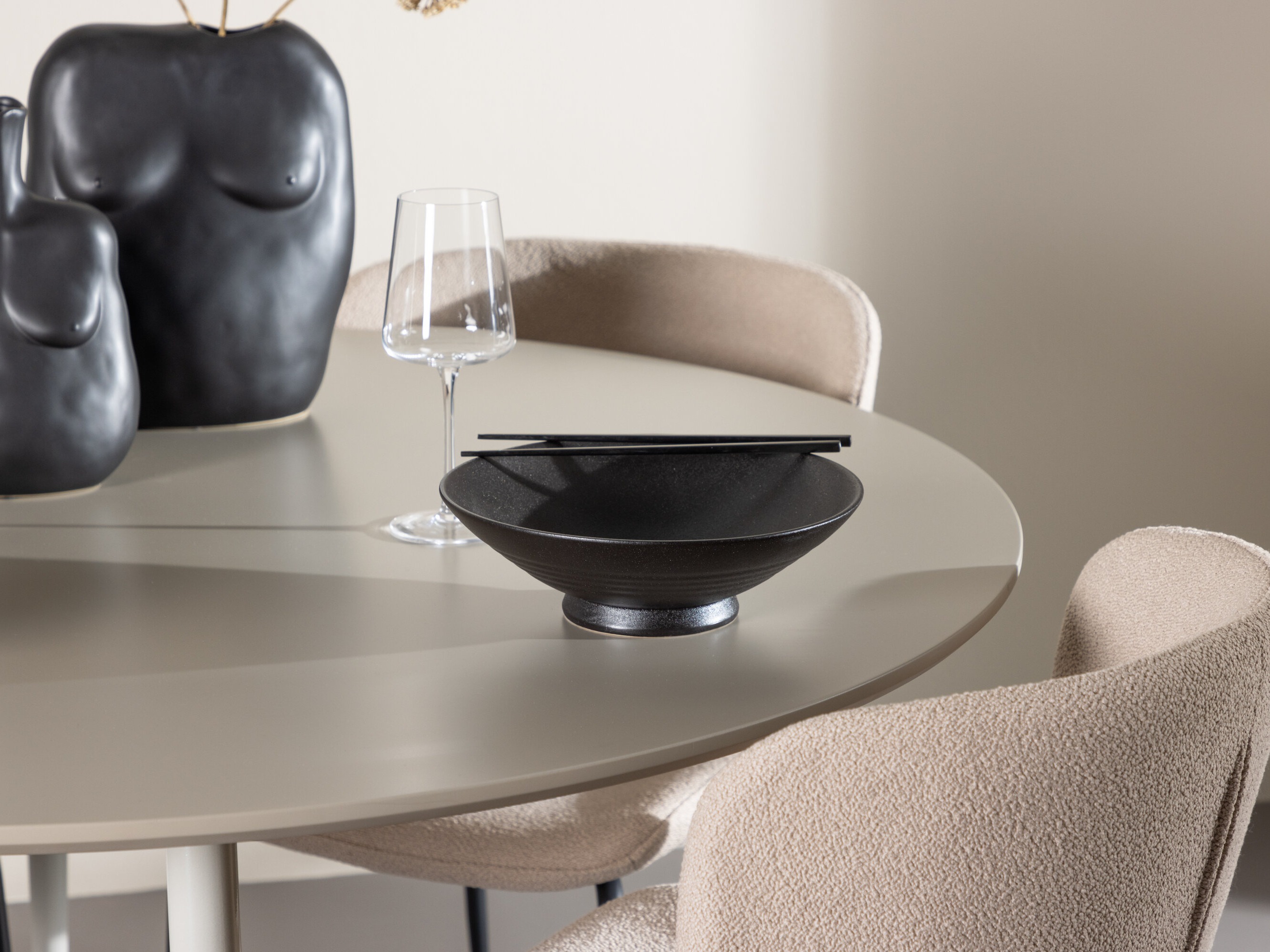 Маса и столове за трапезария Dallas 5104