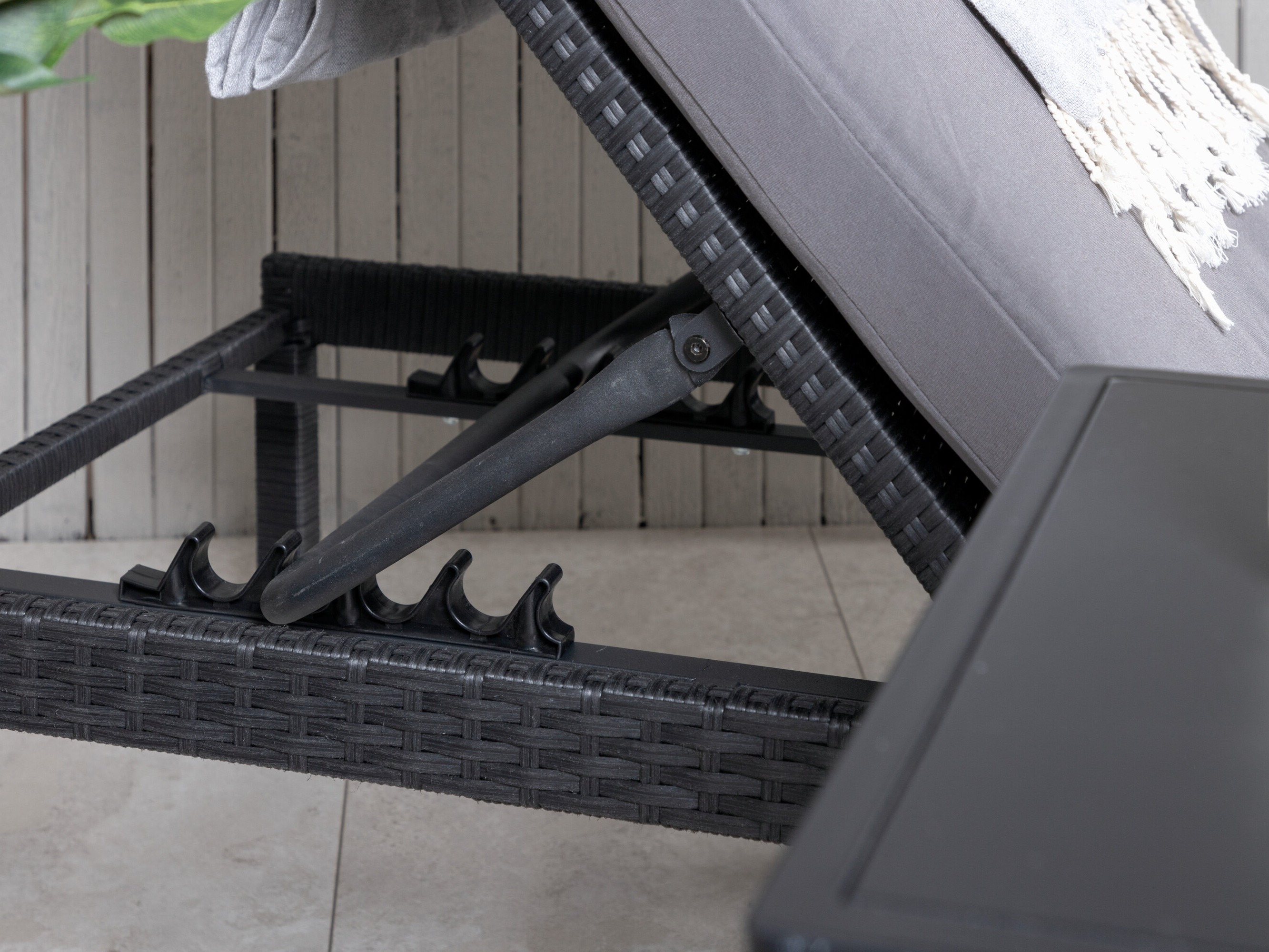 Градински шезлонг Dallas 904 (Черен + Сив)