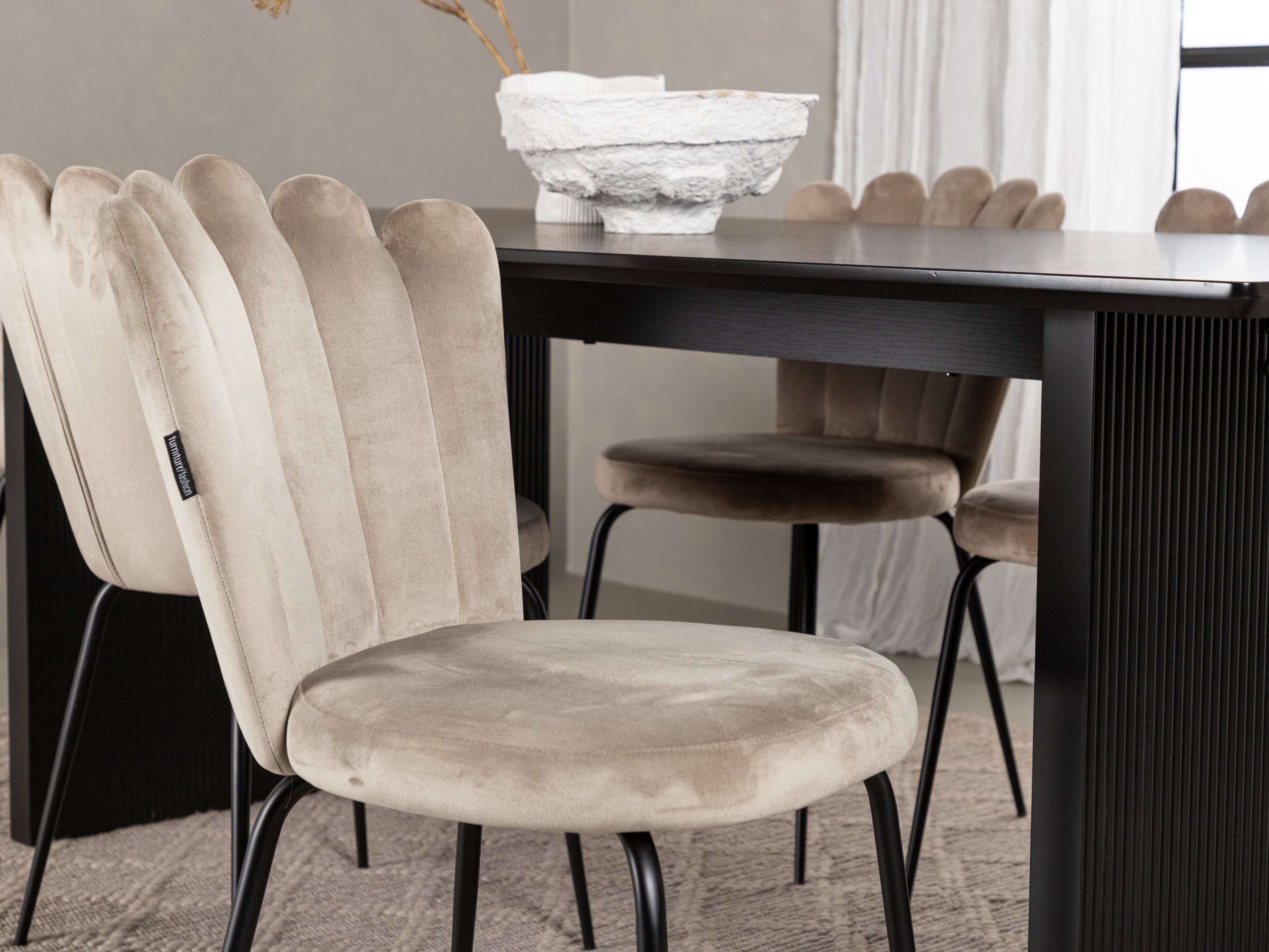 Маса и столове за трапезария Dallas 5121