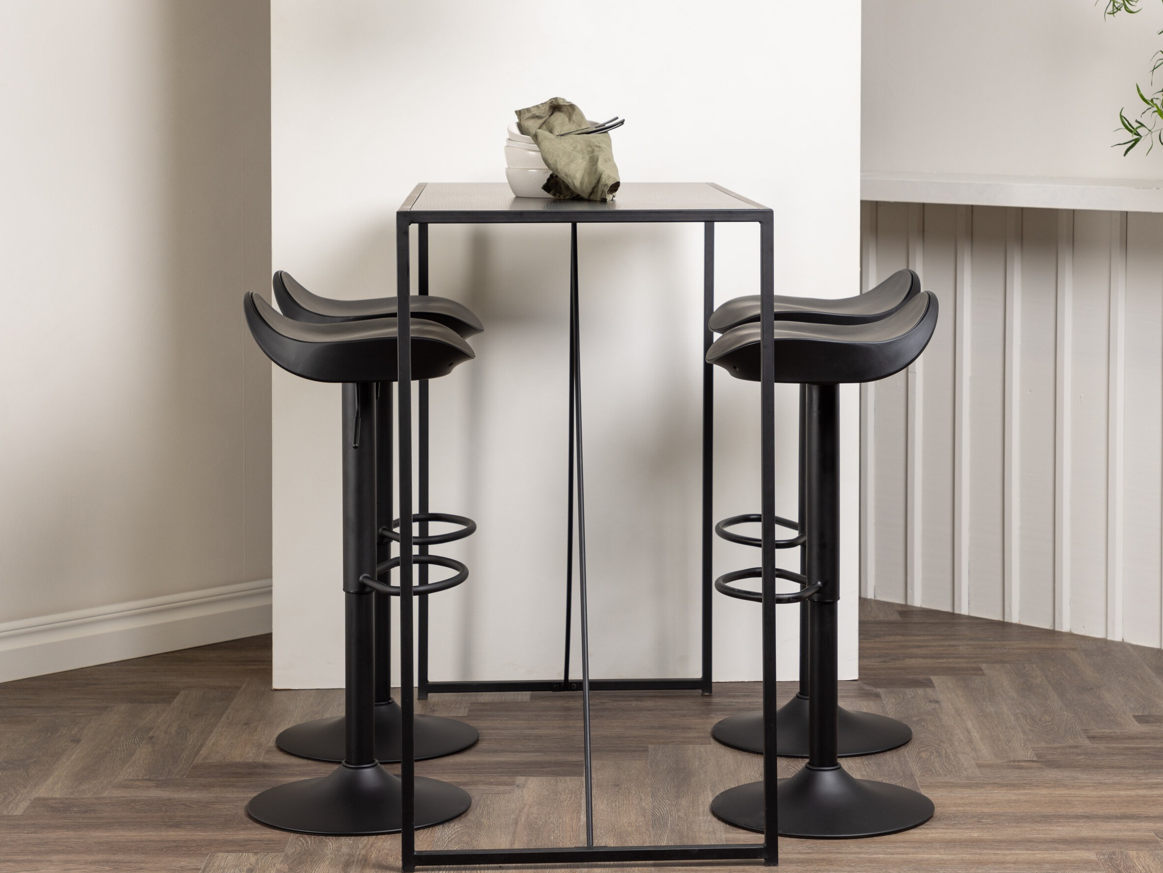 Маса и столове за трапезария Dallas 5124