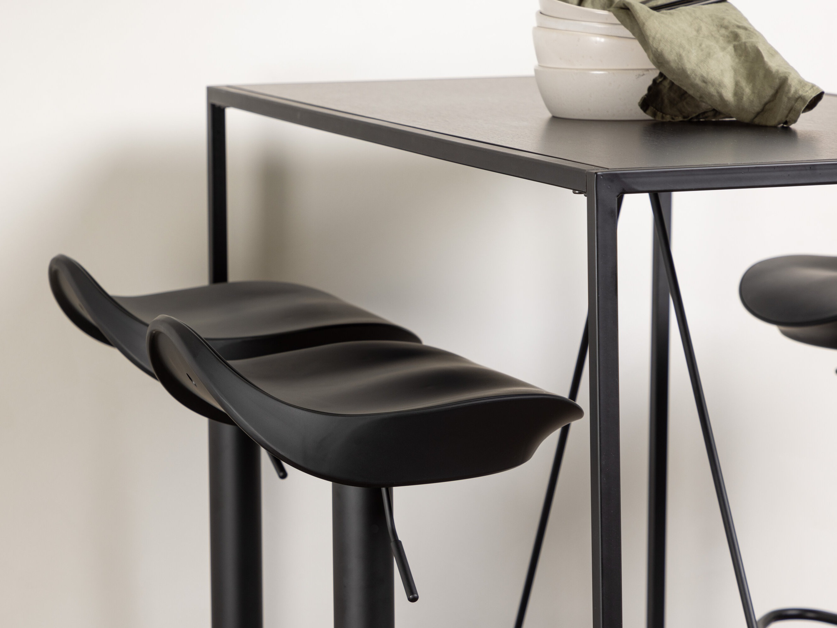 Маса и столове за трапезария Dallas 5124