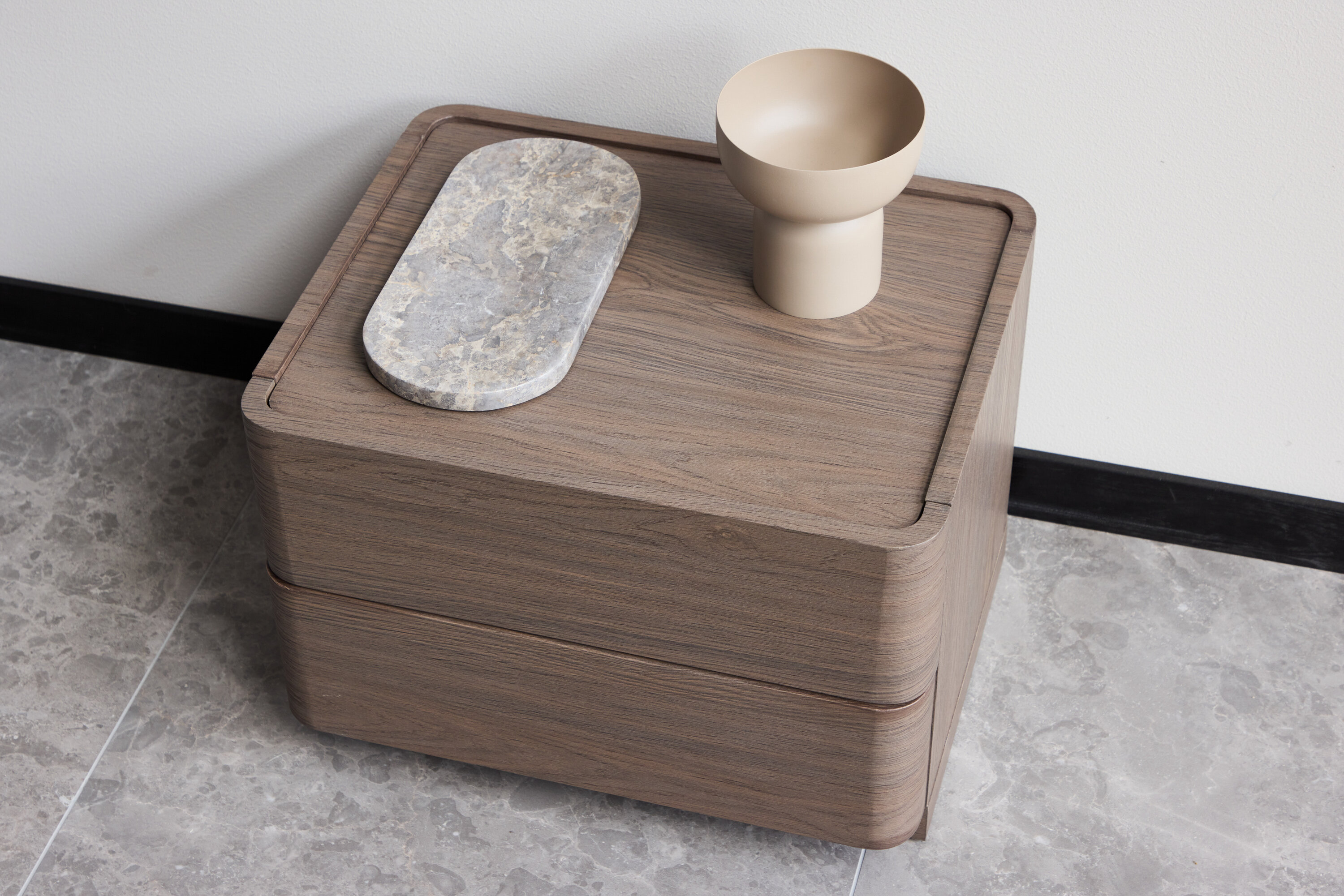 Нощно шкафче Dallas 4744