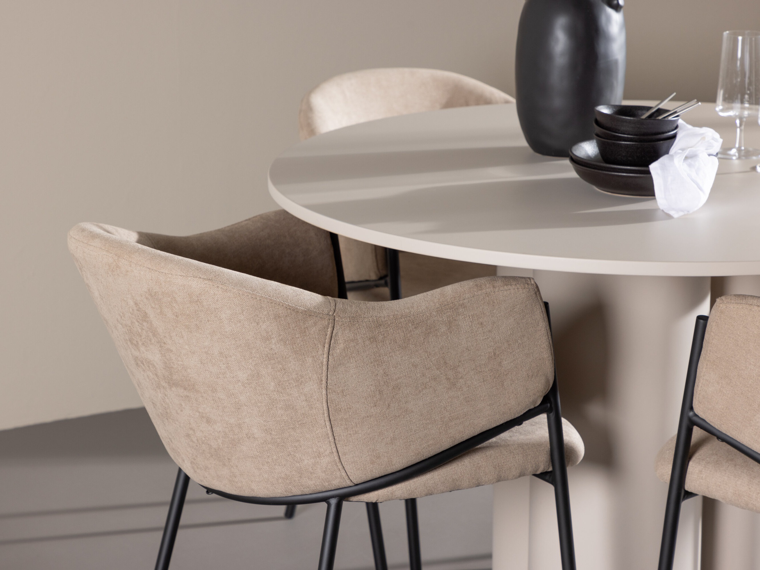 Маса и столове за трапезария Dallas 5135