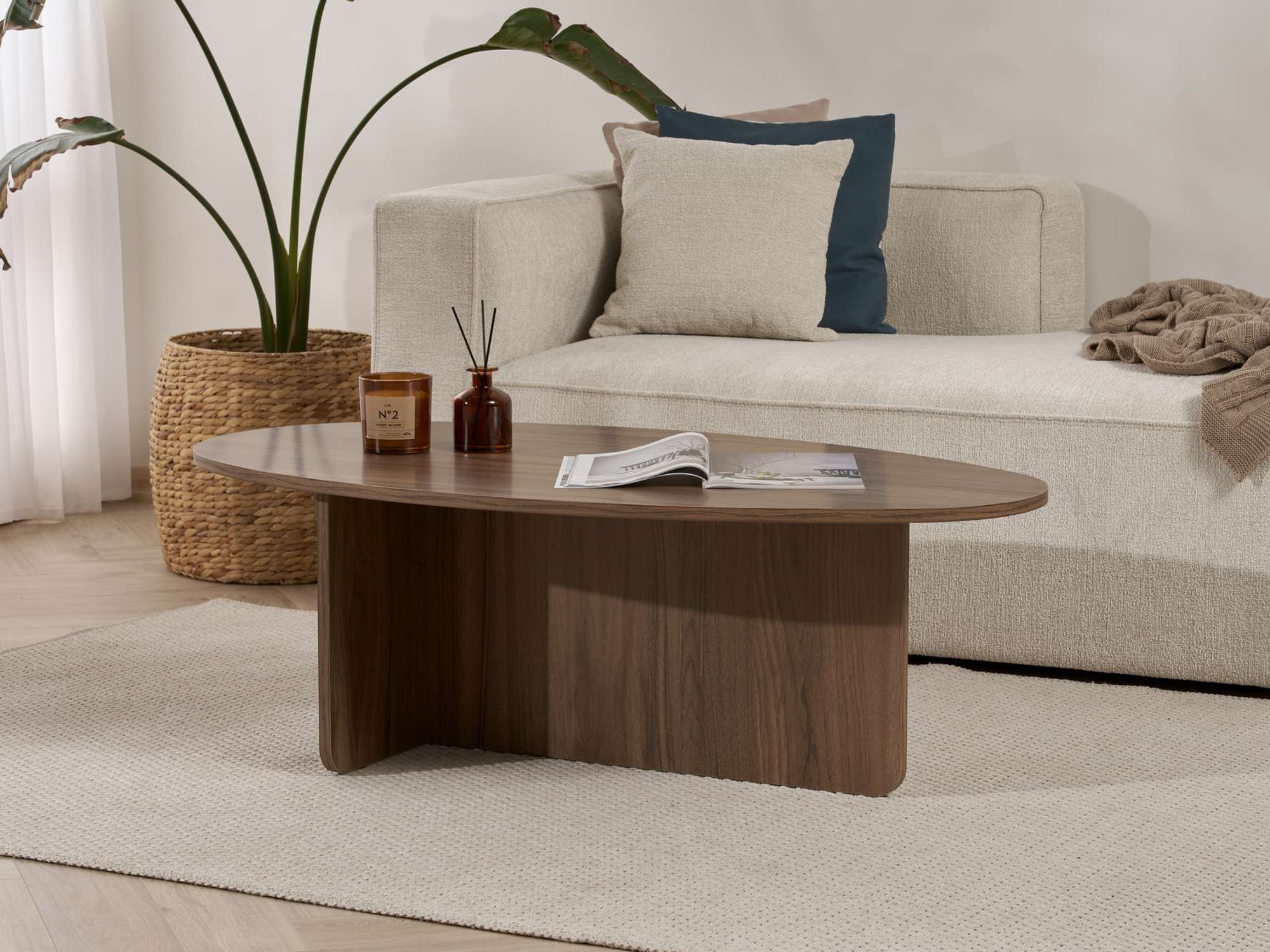 Масичка за кафе Novato 139 (Орех)