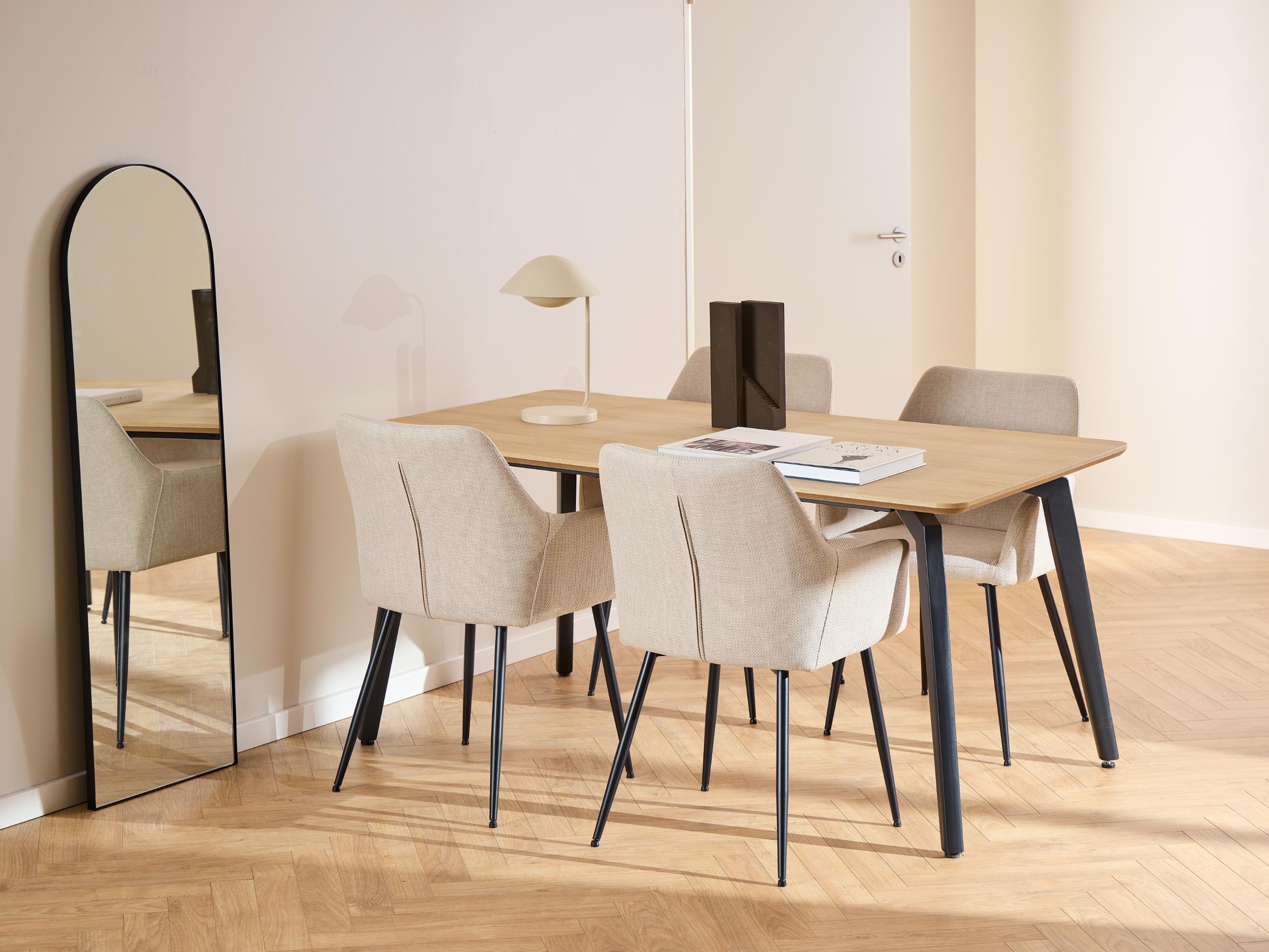 Маса Norsica 924