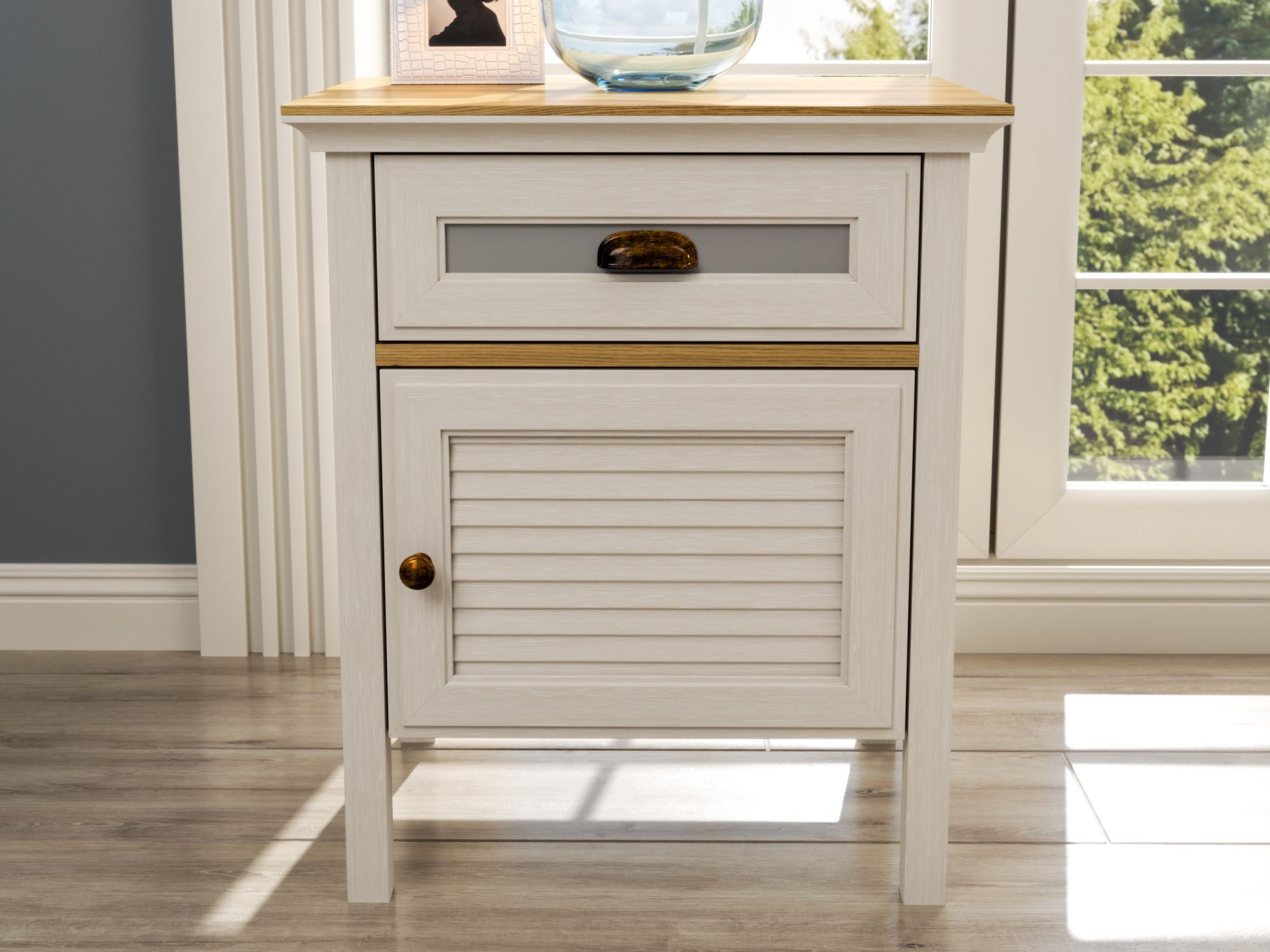 Нощно шкафче Melvero 122