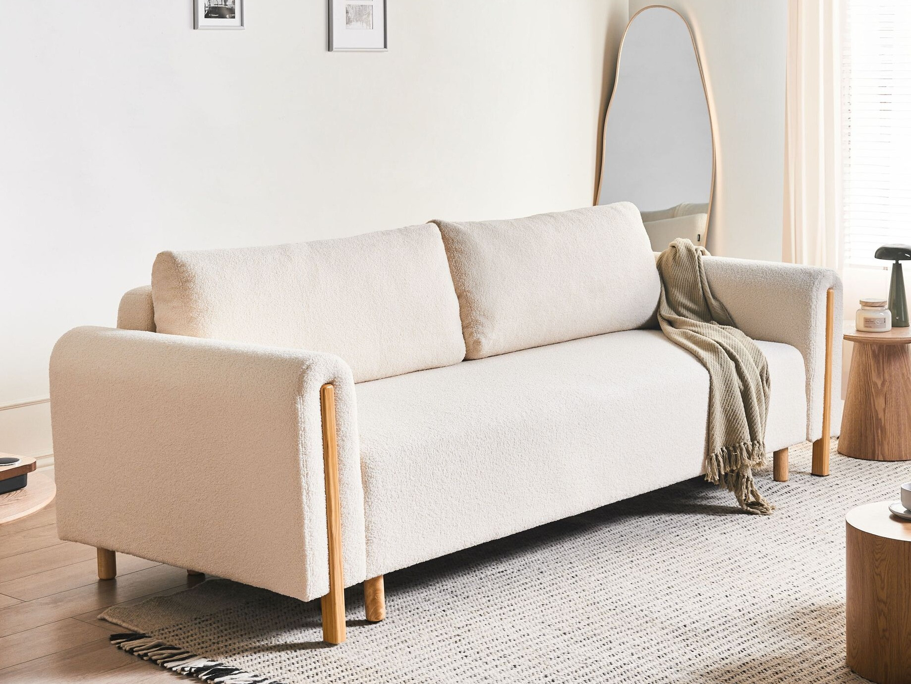 Разтегателен диван Berwyn 2936 (Бял)