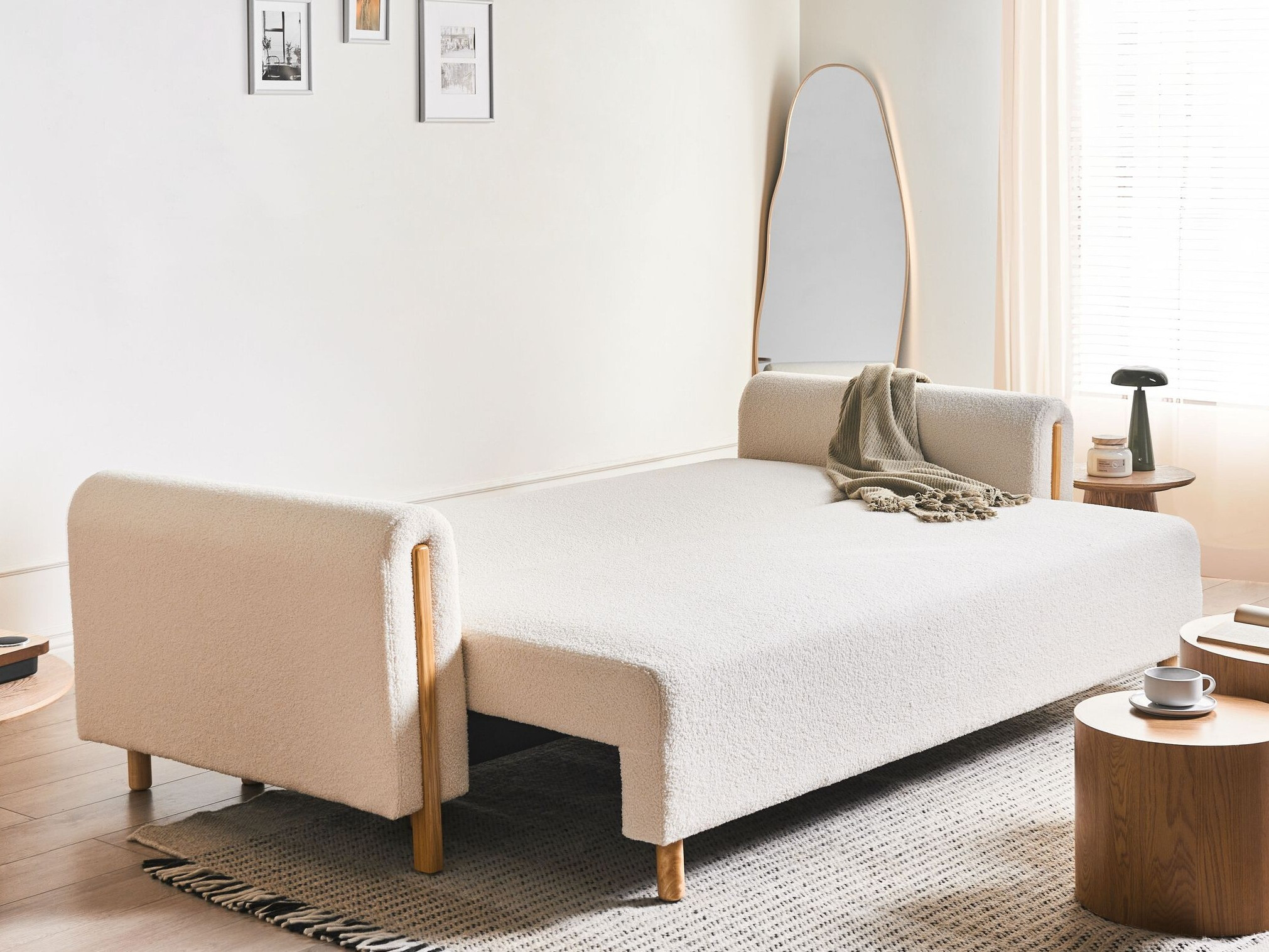 Разтегателен диван Berwyn 2936 (Бял)