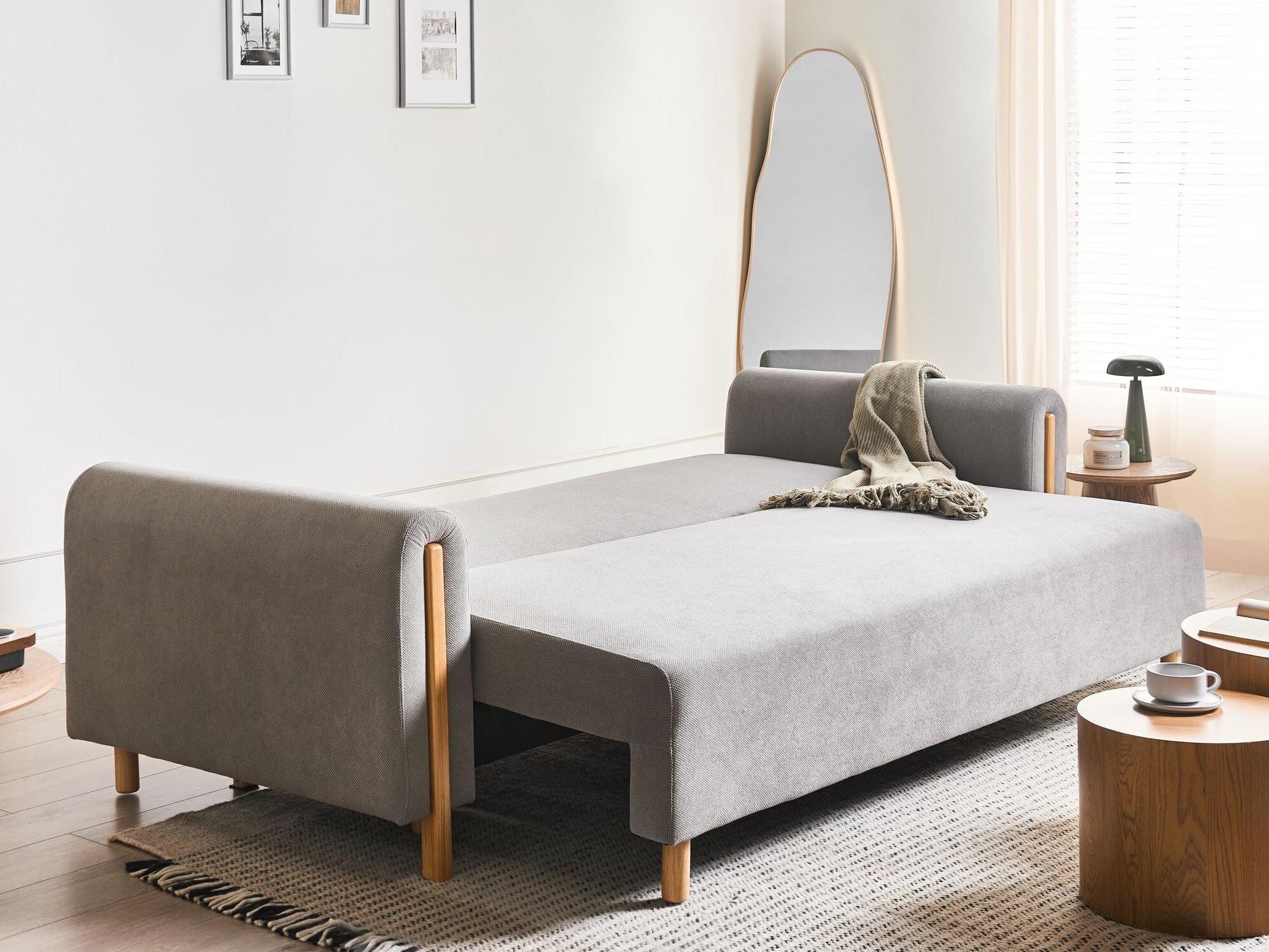 Разтегателен диван Berwyn 2936 (Сив)