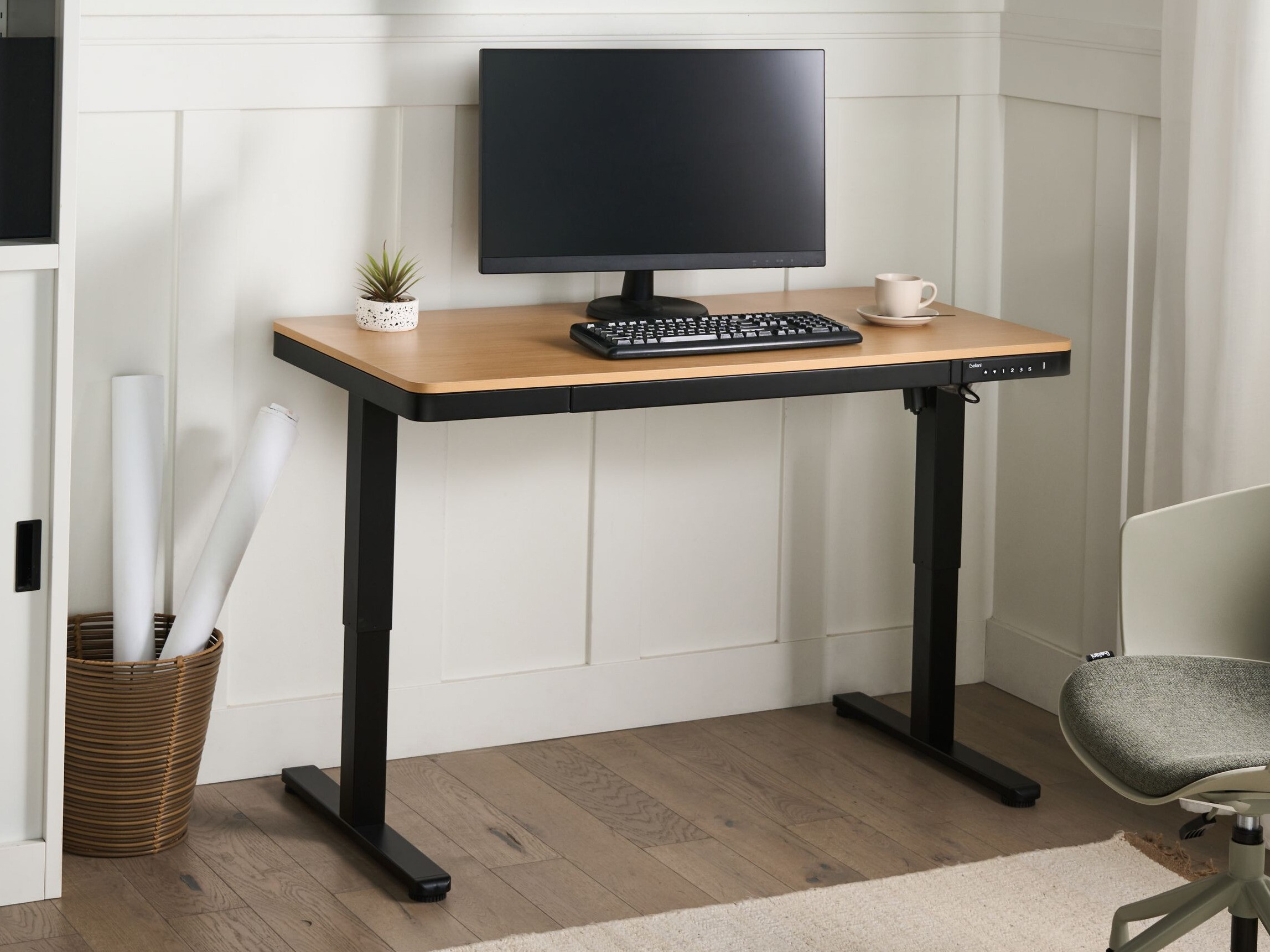 Офис бюро с регулируема височина Berwyn 2994 (Черен + Светлокафяво)