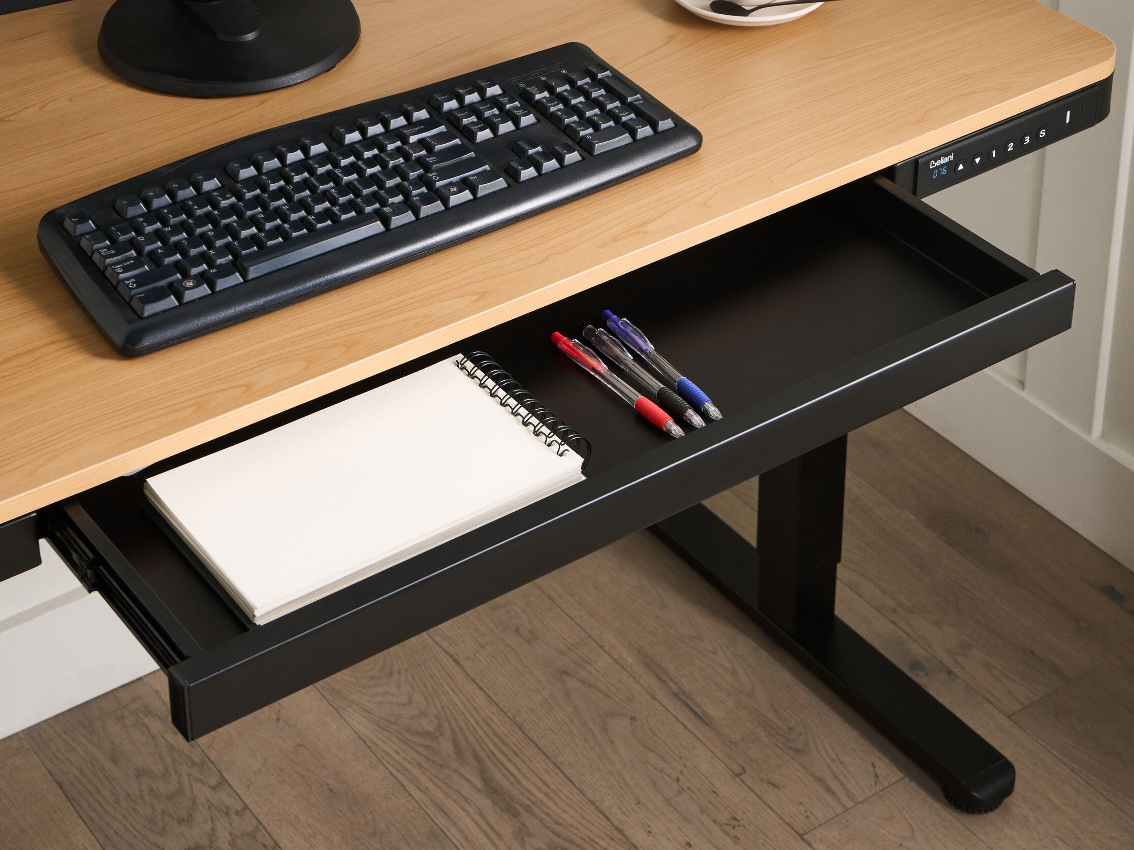 Офис бюро с регулируема височина Berwyn 2994 (Черен + Светлокафяво)