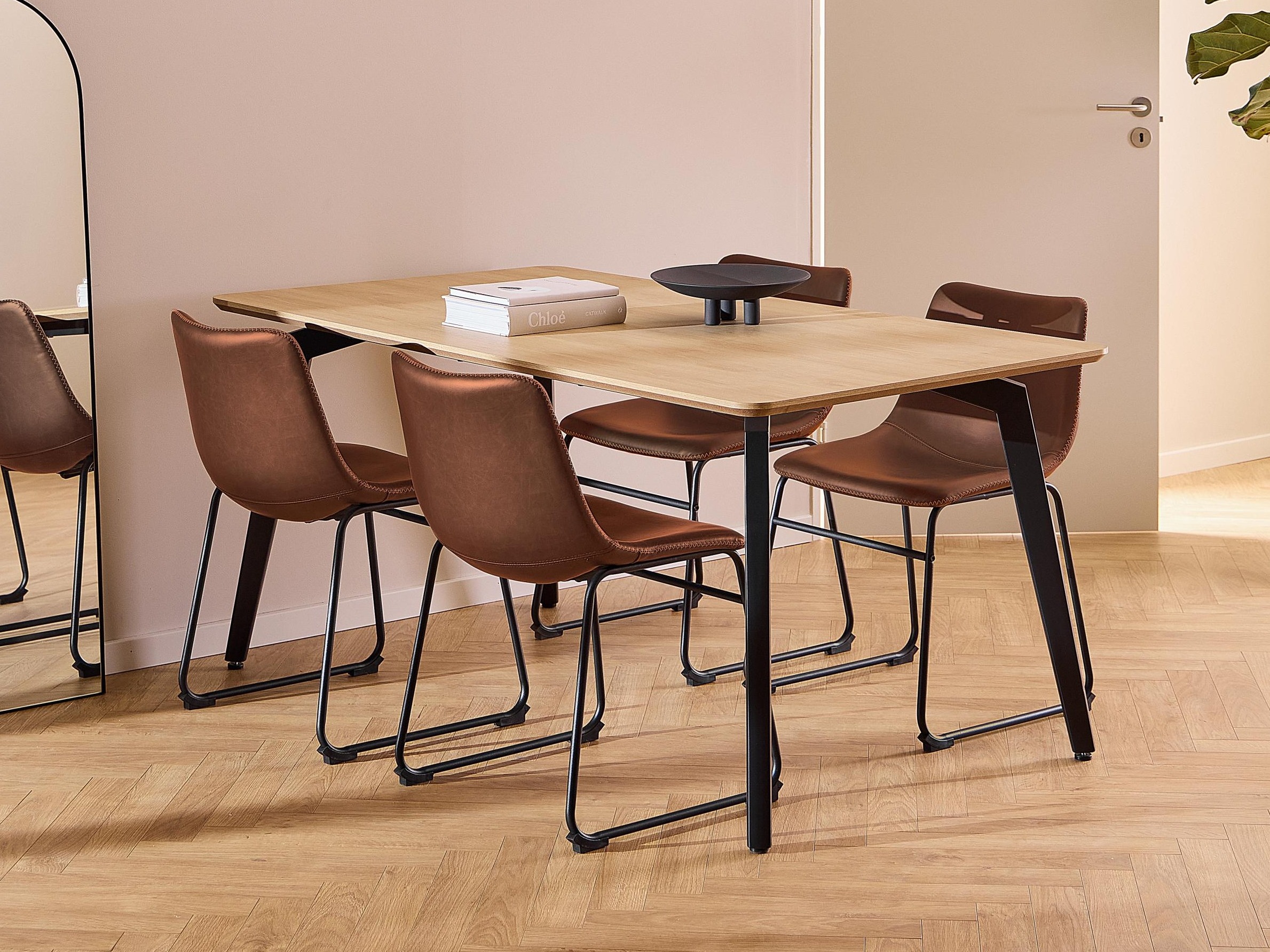 Маса и столове за трапезария Norsica 1029