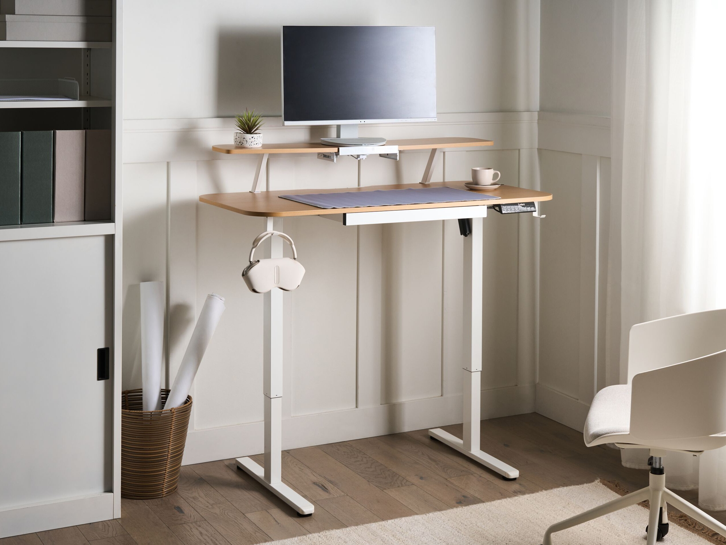 Офис бюро с регулируема височина Berwyn 3128 (Бял + Ярък дърво)