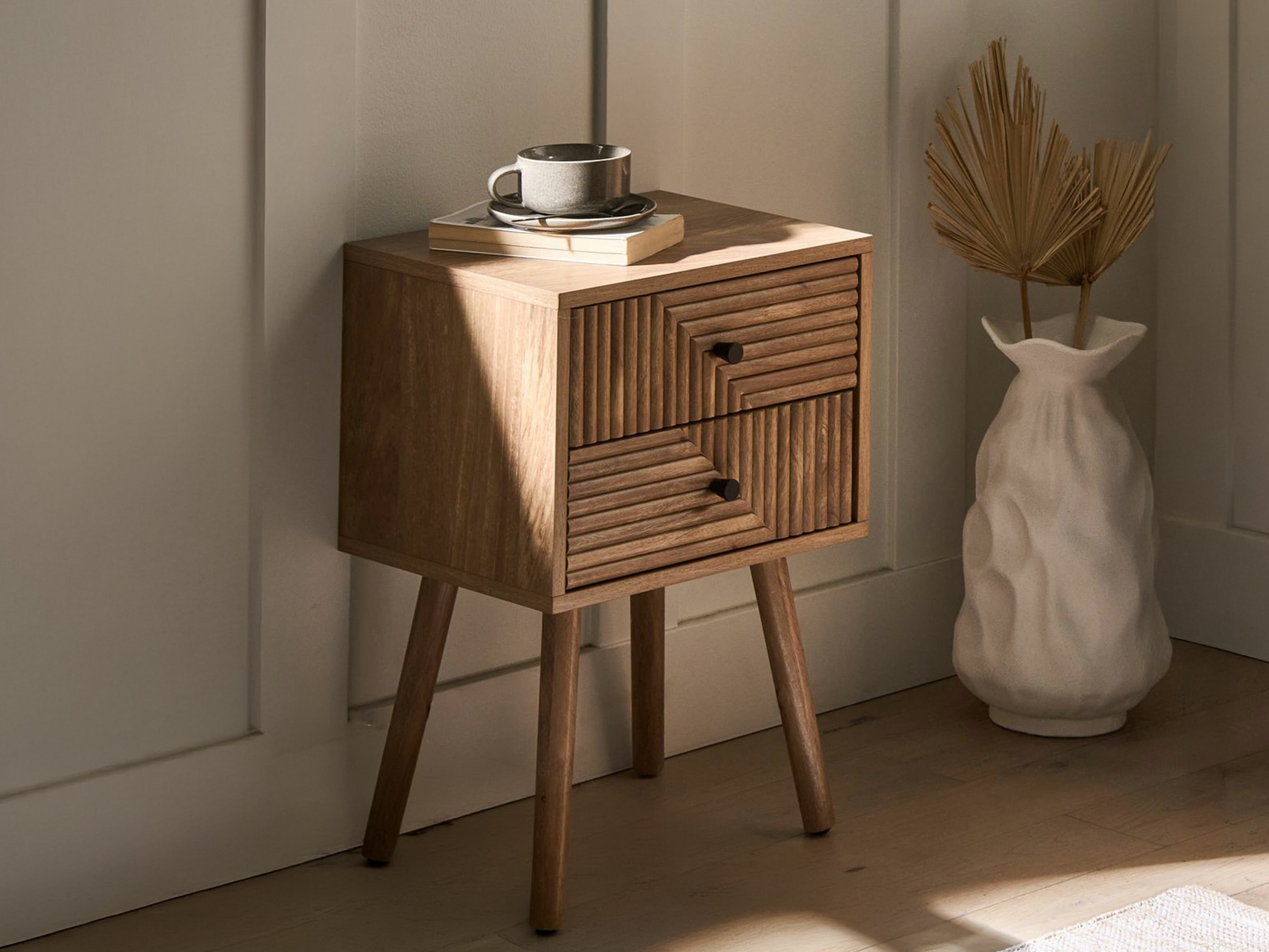 Нощно шкафче Fivnole 100