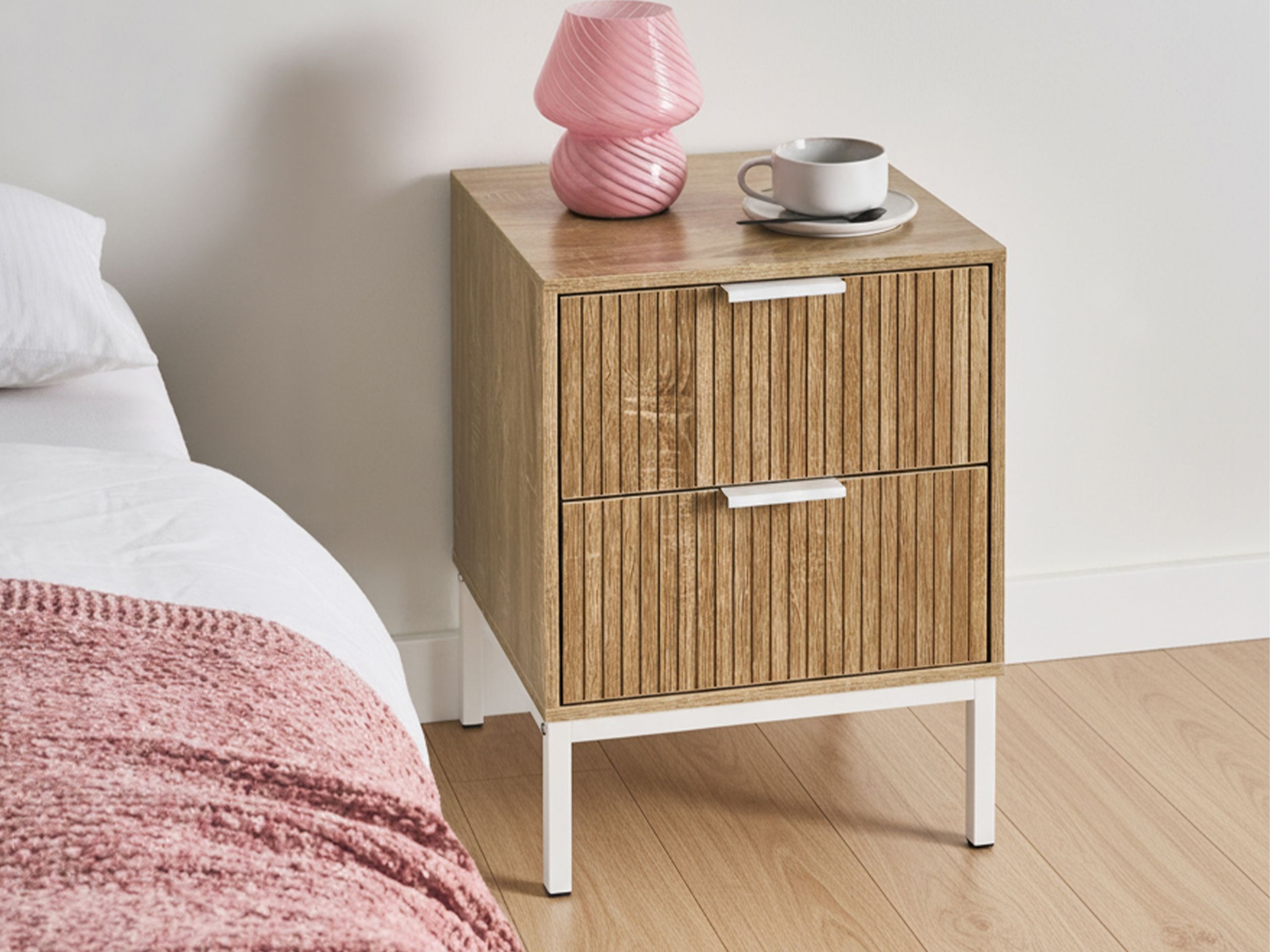 Нощно шкафче Berwyn 3178