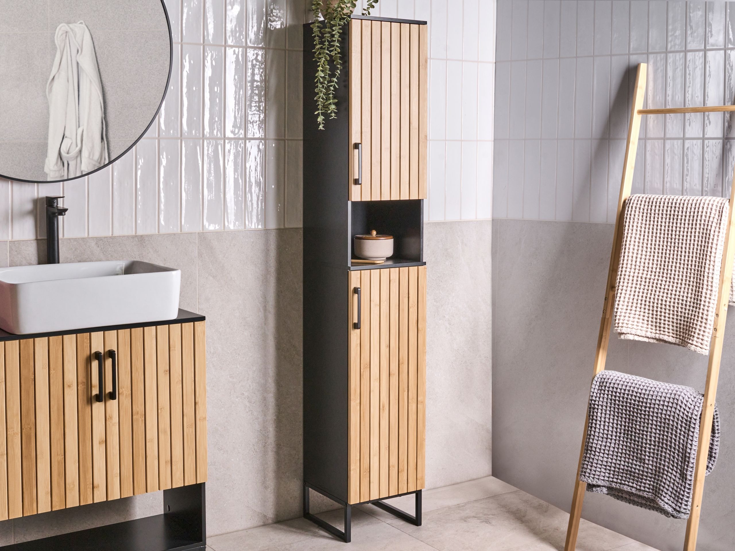 Стоящ шкаф за баня Berwyn 3194