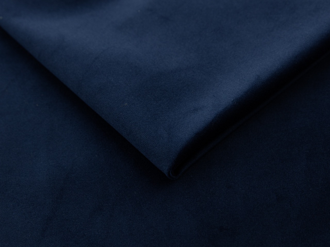 Континентално легло Martinez 129 (Magic Velvet 2216)