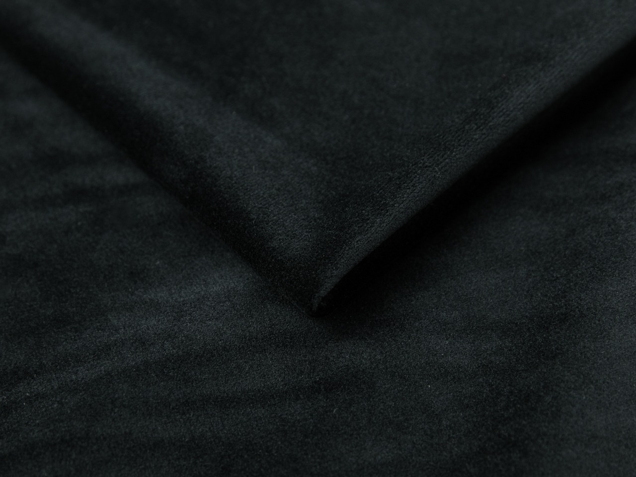Континентално легло Martinez 129 (Magic Velvet 2219)