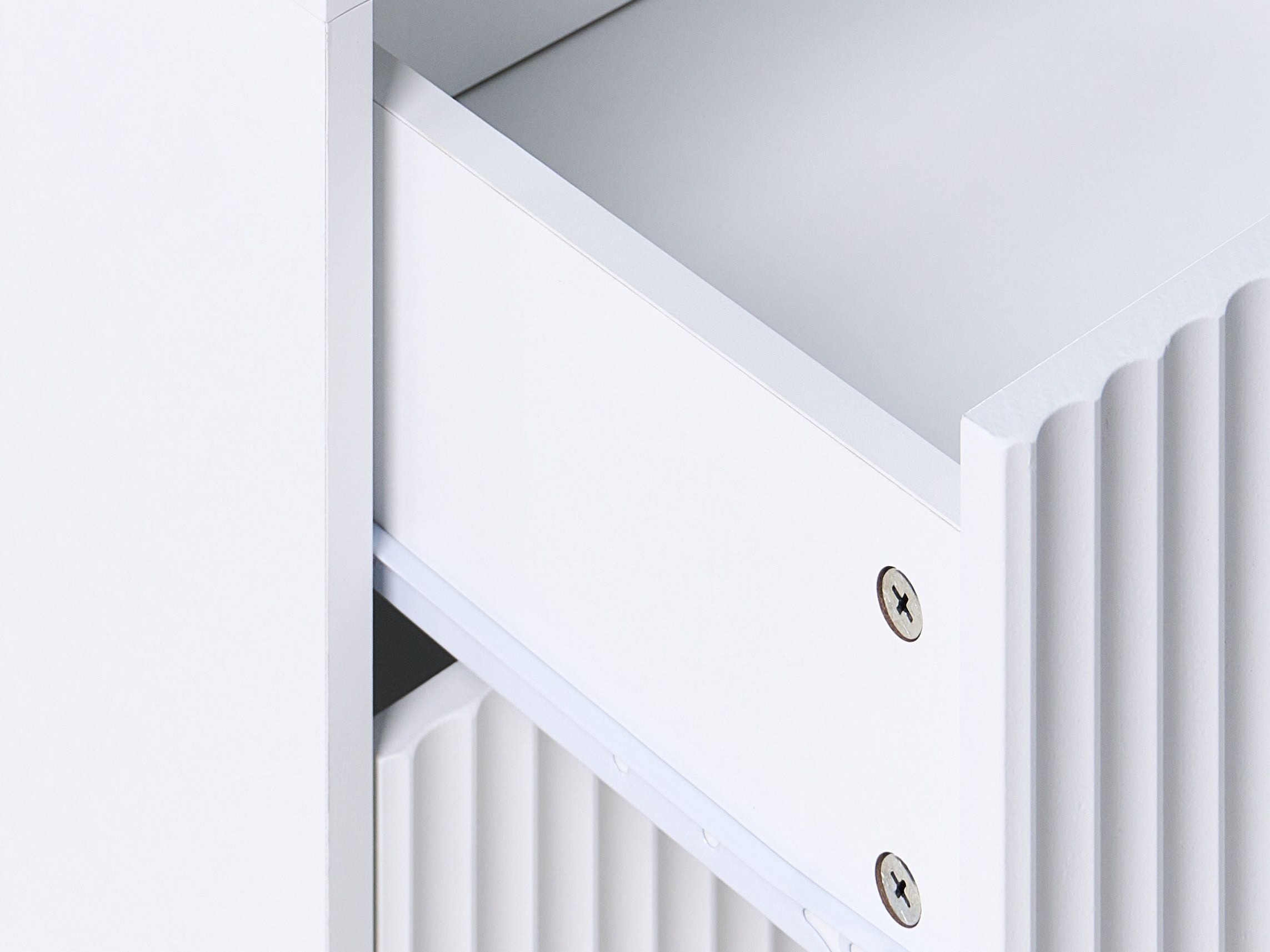 Нощно шкафче Livodeu 100