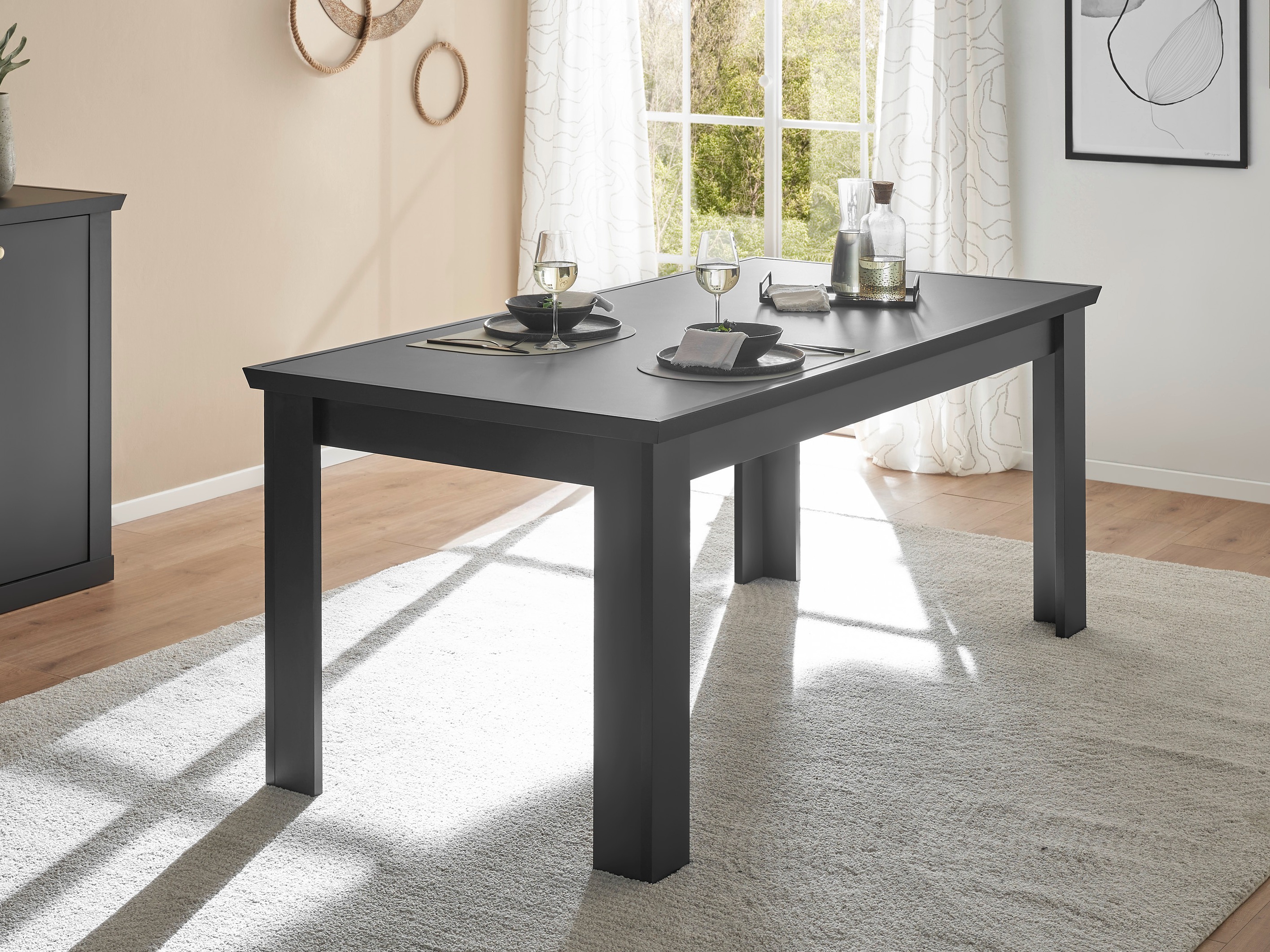 Маса Lirsero 106