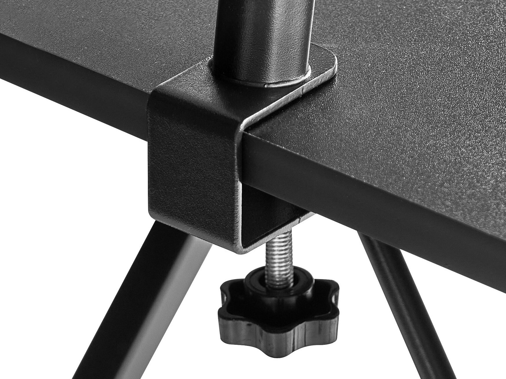 Ъглово офис бюро Berwyn 3218 (Черен)