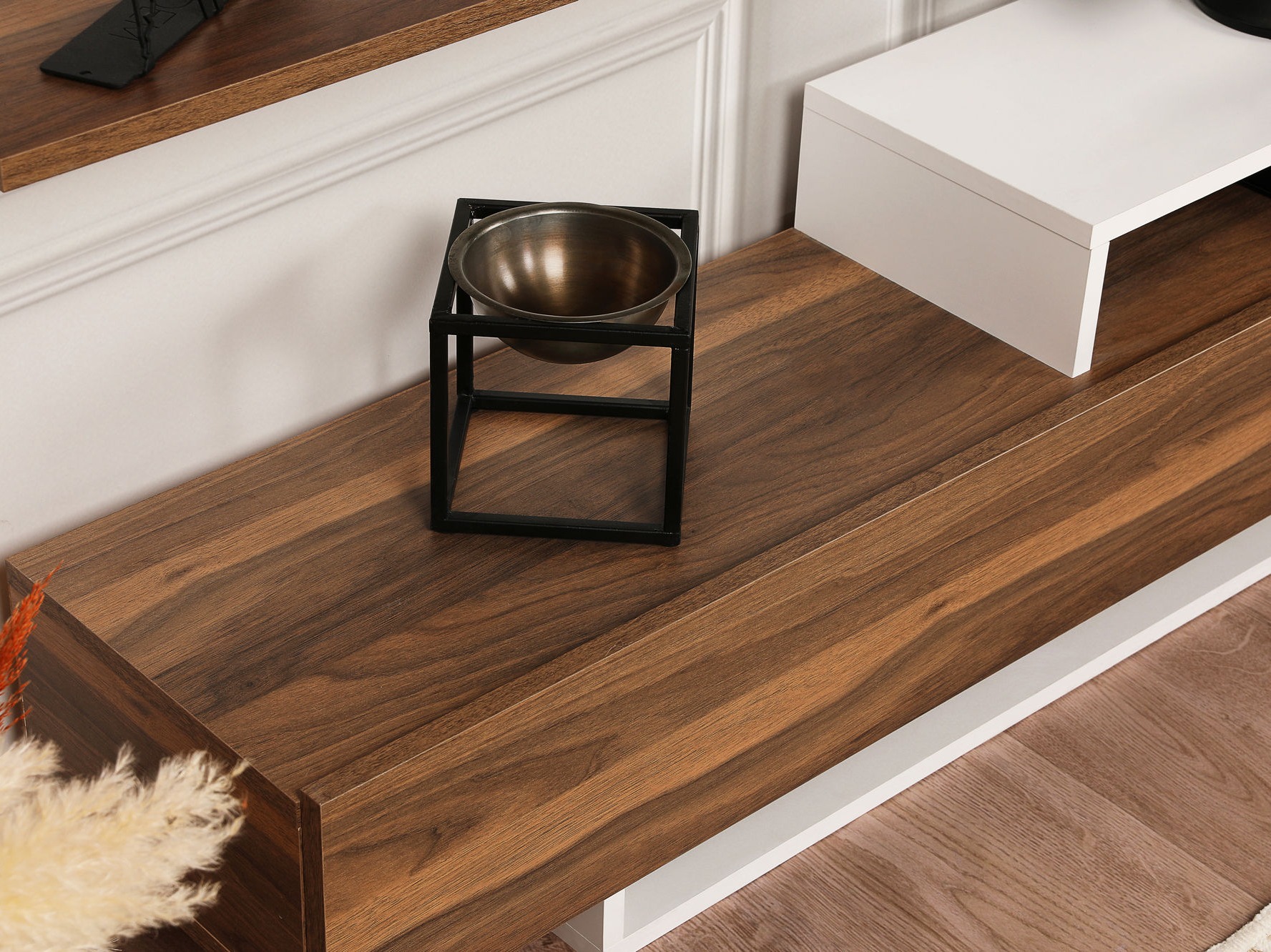 ТВ шкаф Kailua 998 (Тик + Бял)