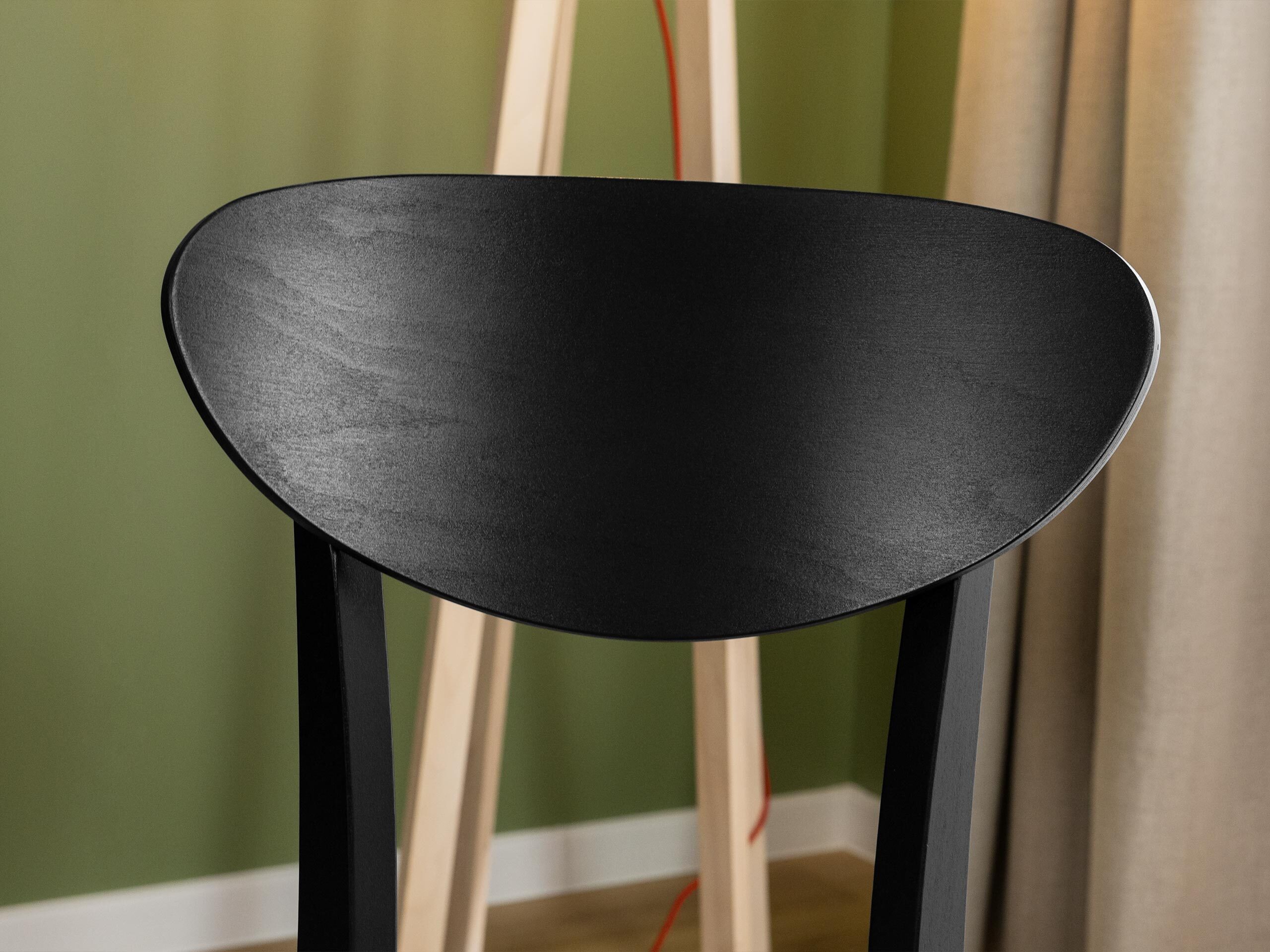 Стол Victorville 381 (Бял)